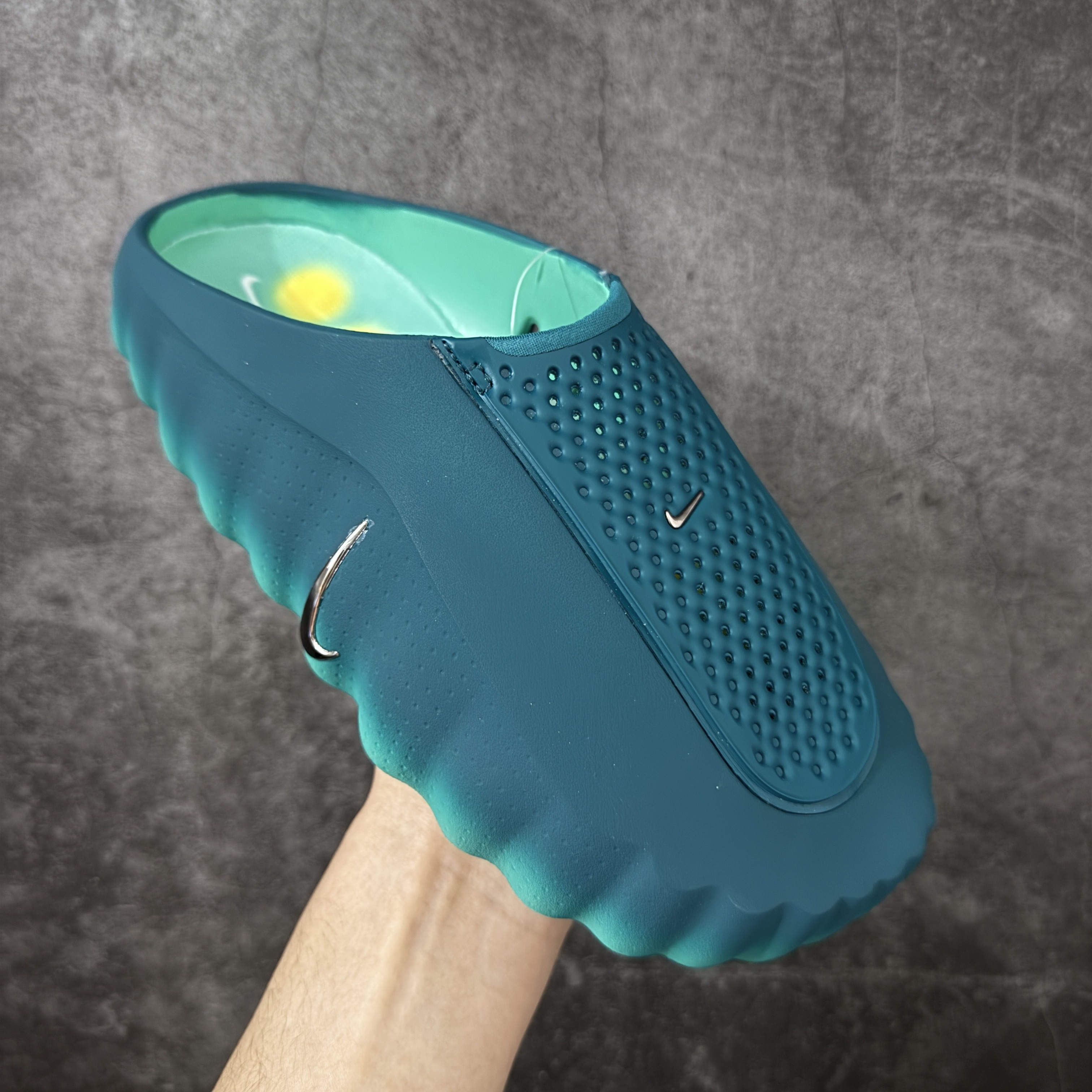 Nike Mind 001 按摩鞋 舒适柔软 包头 拖鞋男女同款  渐变绿 HQ4307-301