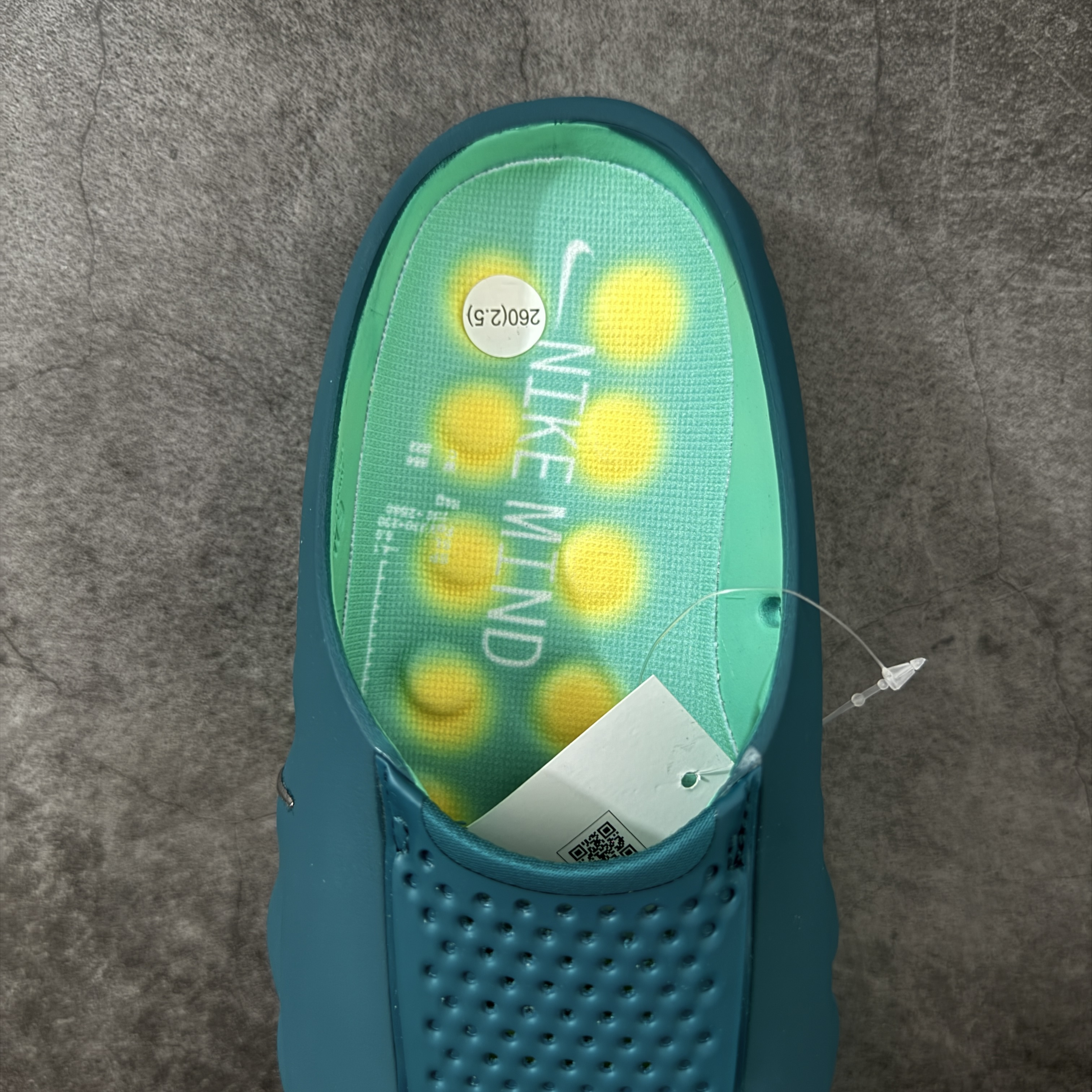 Nike Mind 001 按摩鞋 舒适柔软 包头 拖鞋男女同款  渐变绿 HQ4307-301
