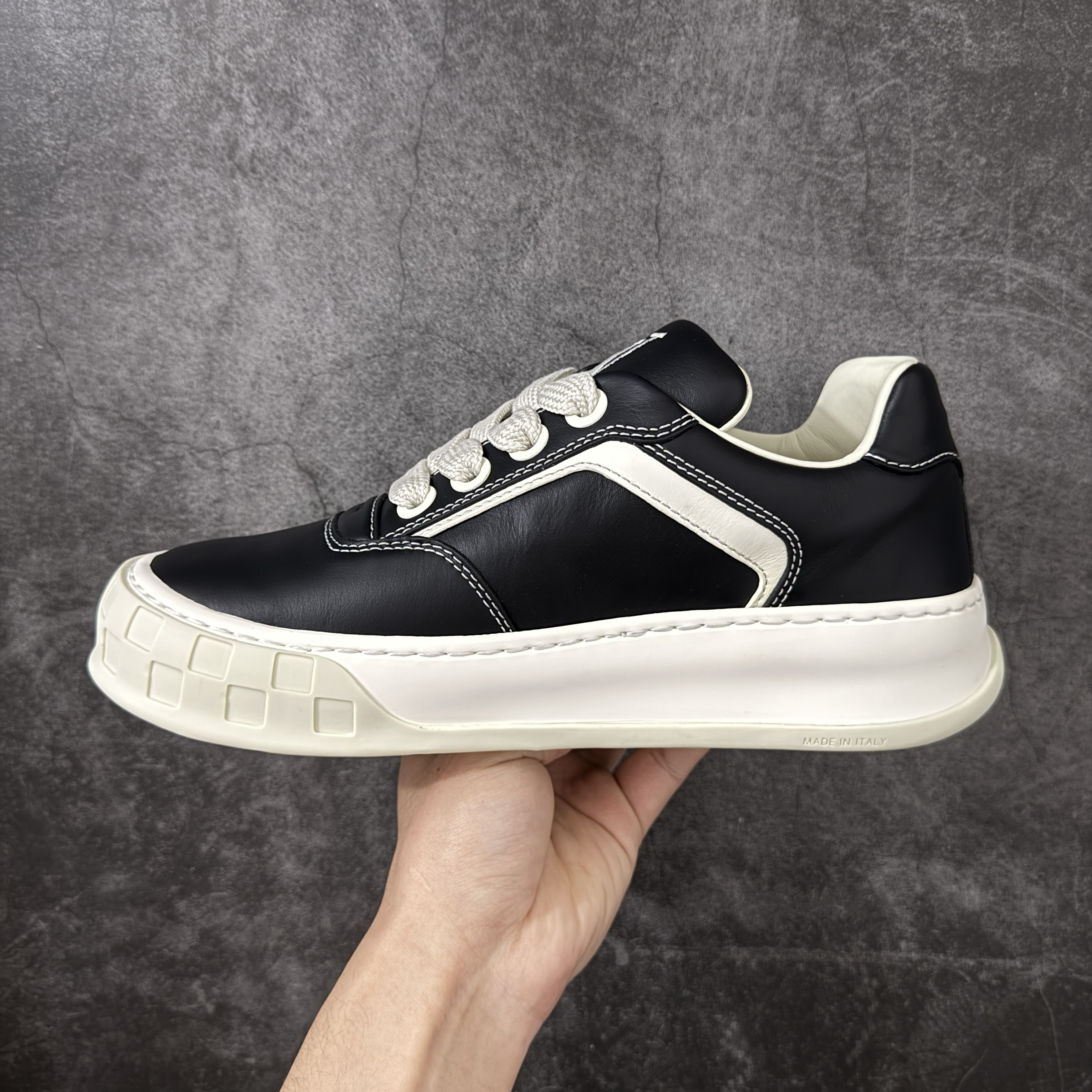 L-V Vuiton Tilted Sk8 Sneaker - High-Tier "Batch" - Premium Calfskin Edition  饼干鞋  黑色皮 C0  