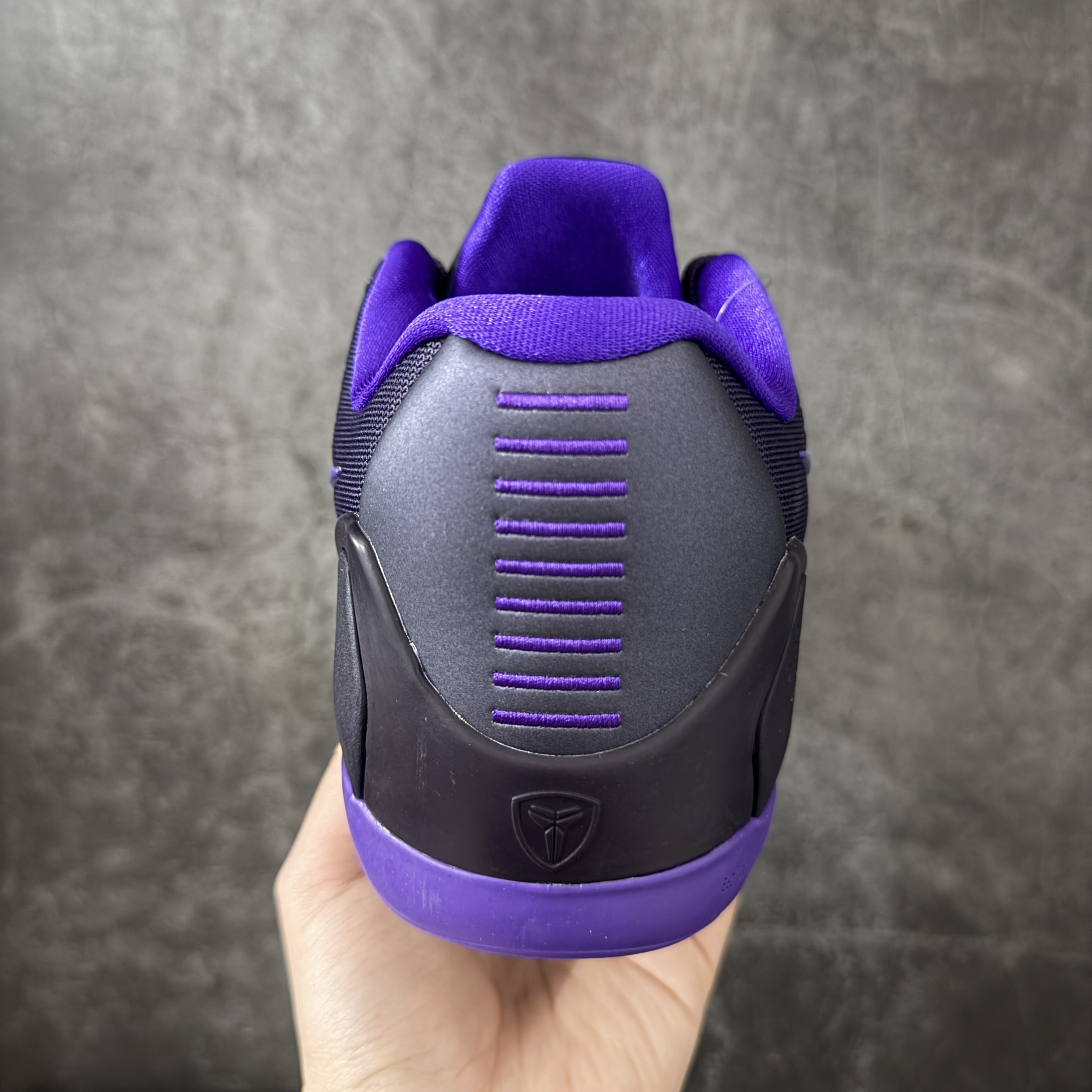 S2 KOBE 9  Elite Low EM 低筒 篮球鞋 实战鞋 球鞋 男鞋 波鞋 紫色 IH1401-500