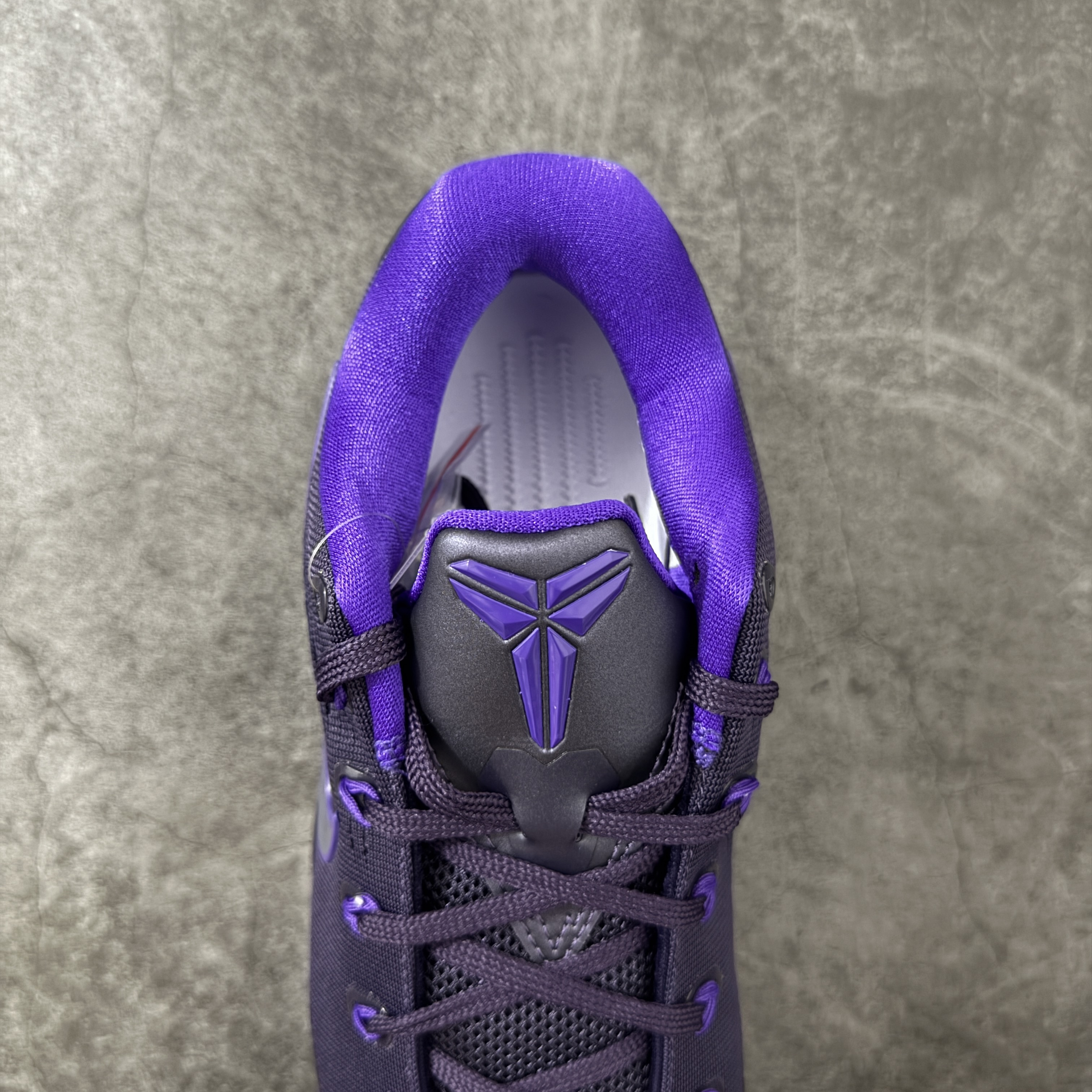 S2 KOBE 9  Elite Low EM 低筒 篮球鞋 实战鞋 球鞋 男鞋 波鞋 紫色 IH1401-500
