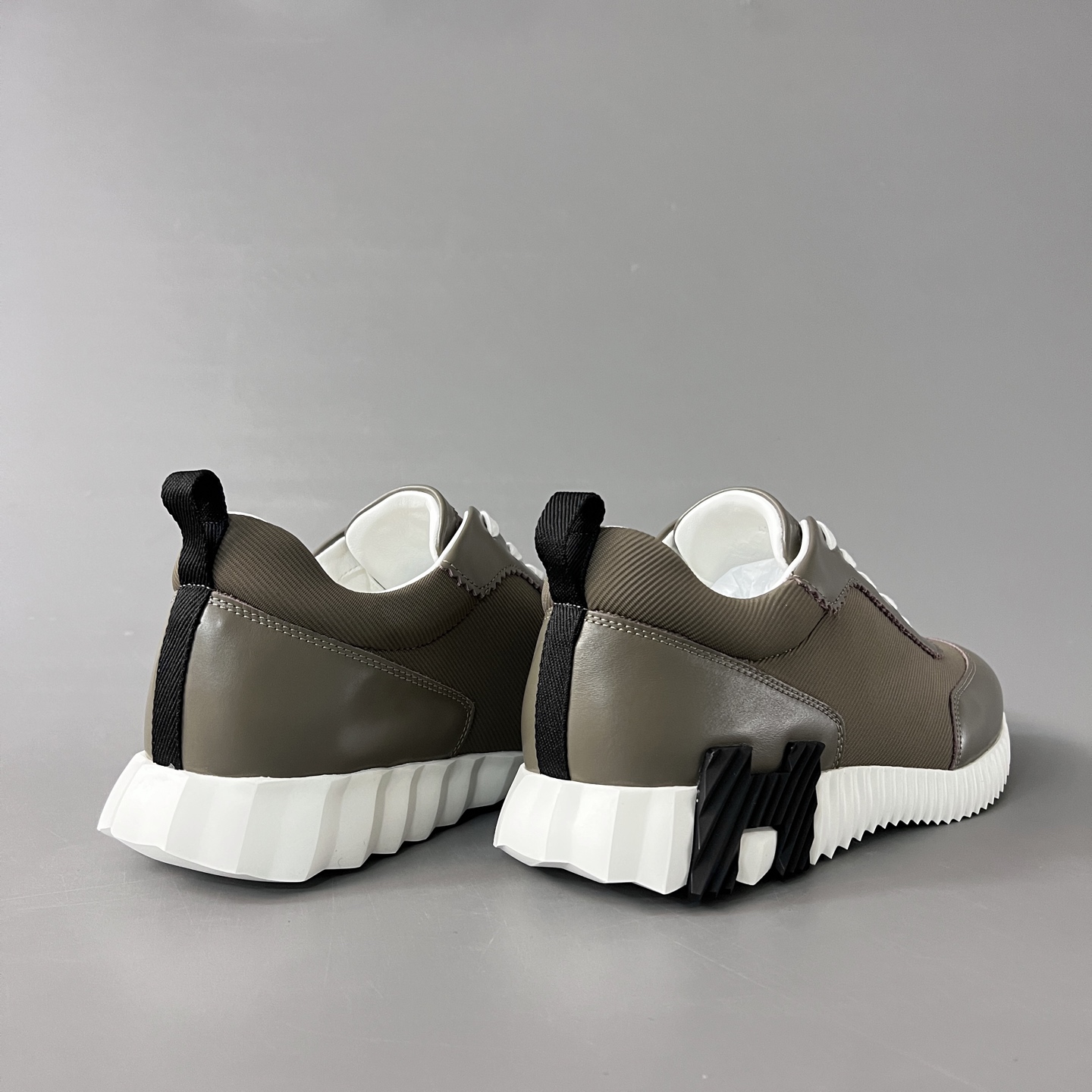 HERMES  Bouncing  Luxury Bouncing Sneakers - High End Calfskin & Mesh - 1:1 Mirror Quality Designer Shoes - Handmade Craftsmanship  H261897Z H1R