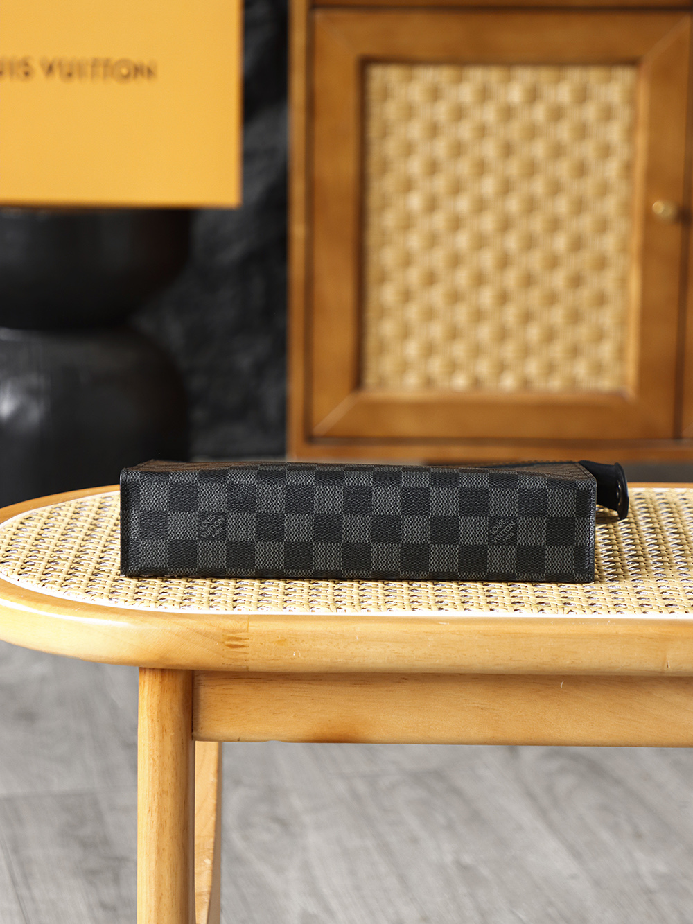 Louis Vuitton Pochette Voyage LV Travel Bag — Monogram Canvas with Gold-Tone Hardware — 1:1 Top-Tier Replica (L0 N41696)