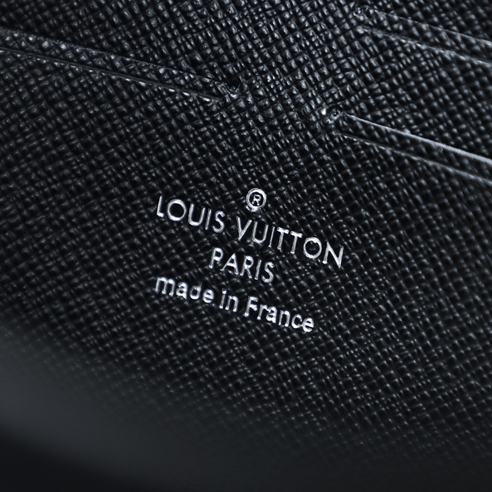 Louis Vuitton Pochette Voyage LV Travel Bag — Monogram Canvas with Gold-Tone Hardware — 1:1 Top-Tier Replica (L0 N41696)