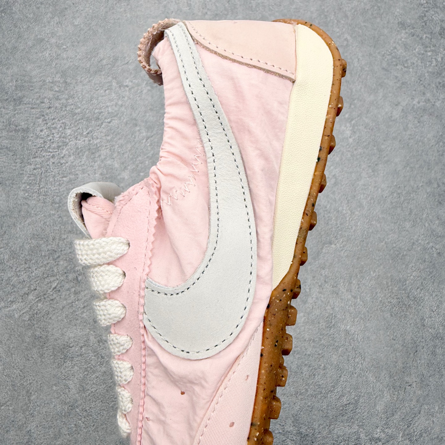 Nike x Jacquemus MOON SHOES 华夫 街头感舒适百搭生活休闲鞋  粉色 HV8547-601