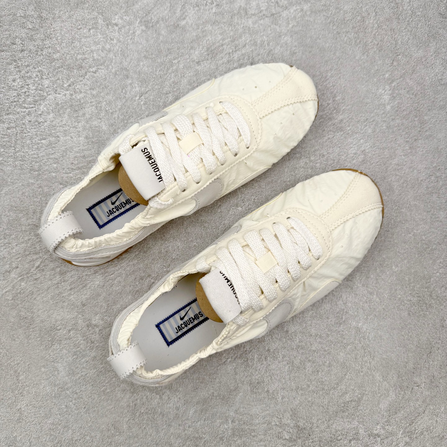  Nike x Jacquemus MOON SHOES 华夫 街头感舒适百搭生活休闲鞋  米白色  HV8547-002