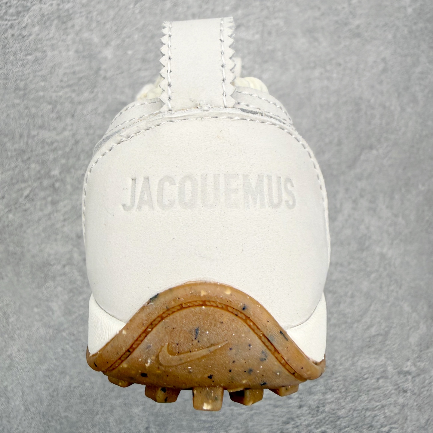  Nike x Jacquemus MOON SHOES 华夫 街头感舒适百搭生活休闲鞋  米白色  HV8547-002