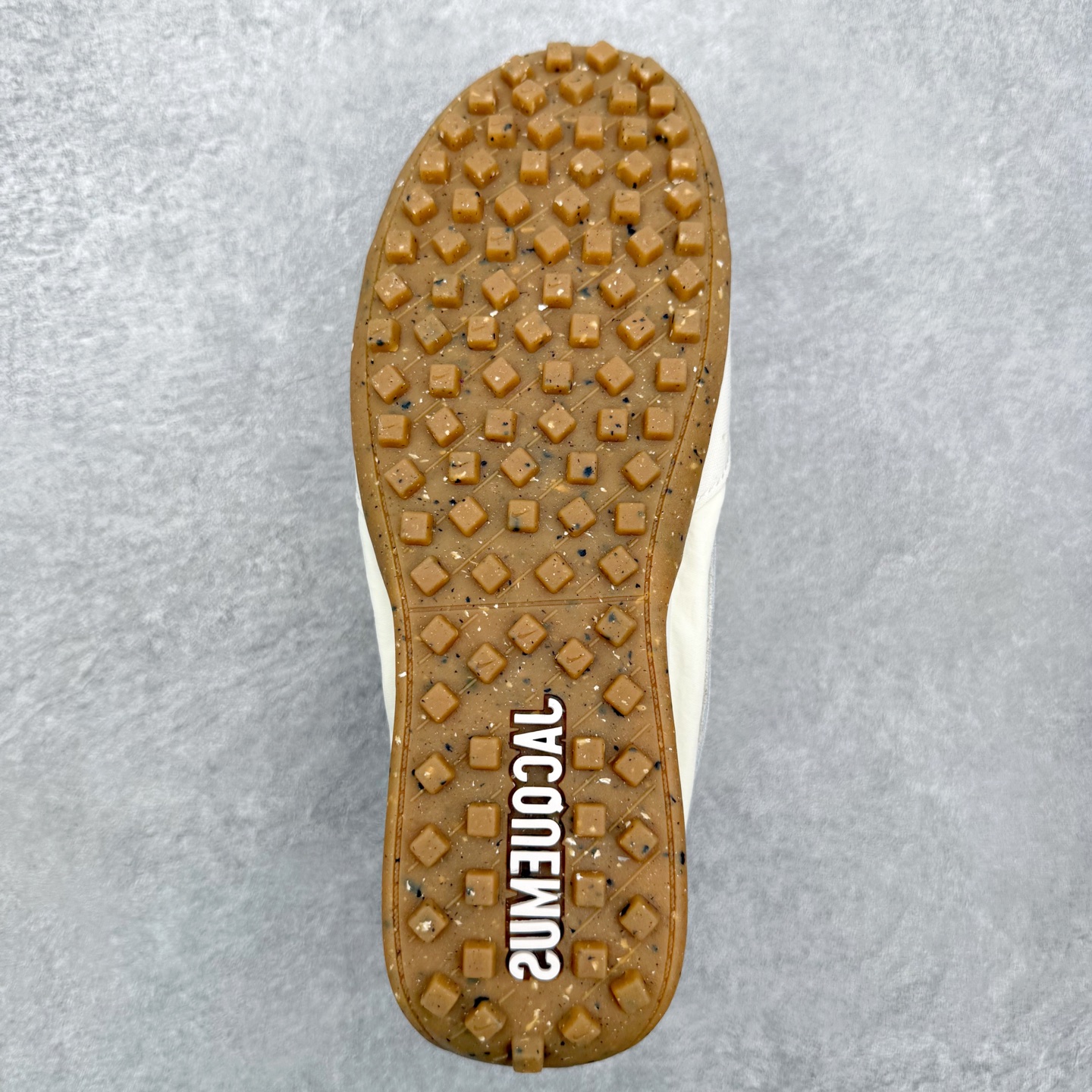  Nike x Jacquemus MOON SHOES 华夫 街头感舒适百搭生活休闲鞋  米白色  HV8547-002