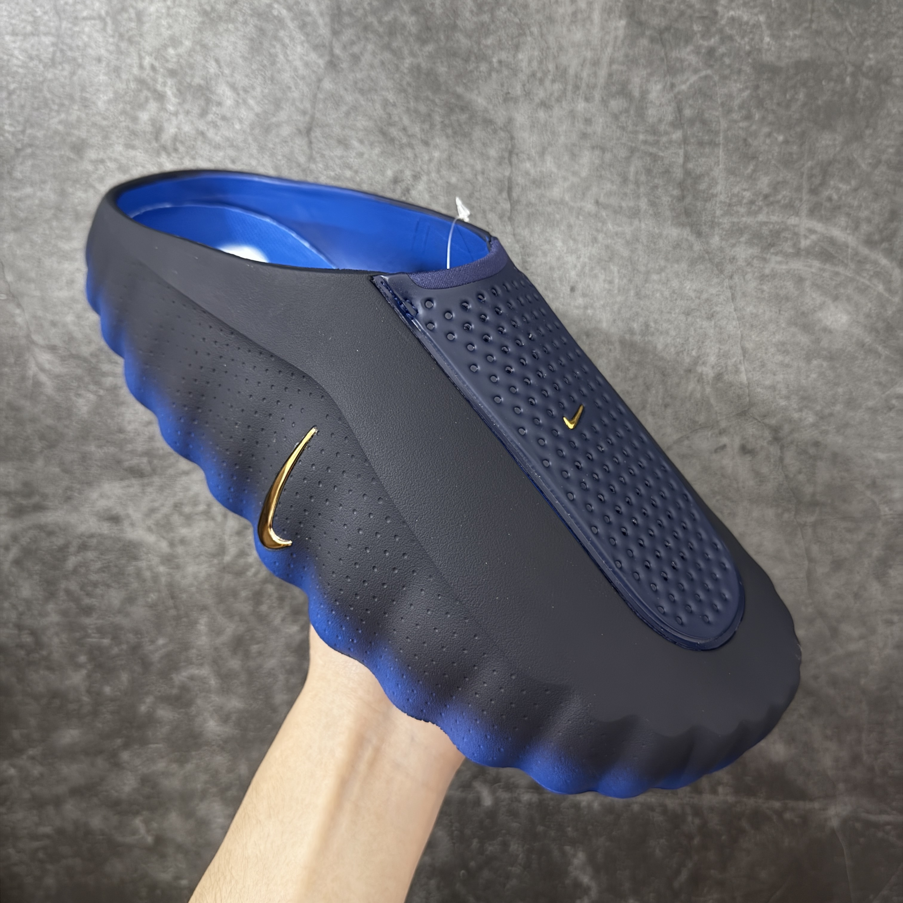 Nike Mind 001 按摩鞋 舒适柔软 包头 拖鞋男女同款 晶洞黑蓝 HQ4307-400