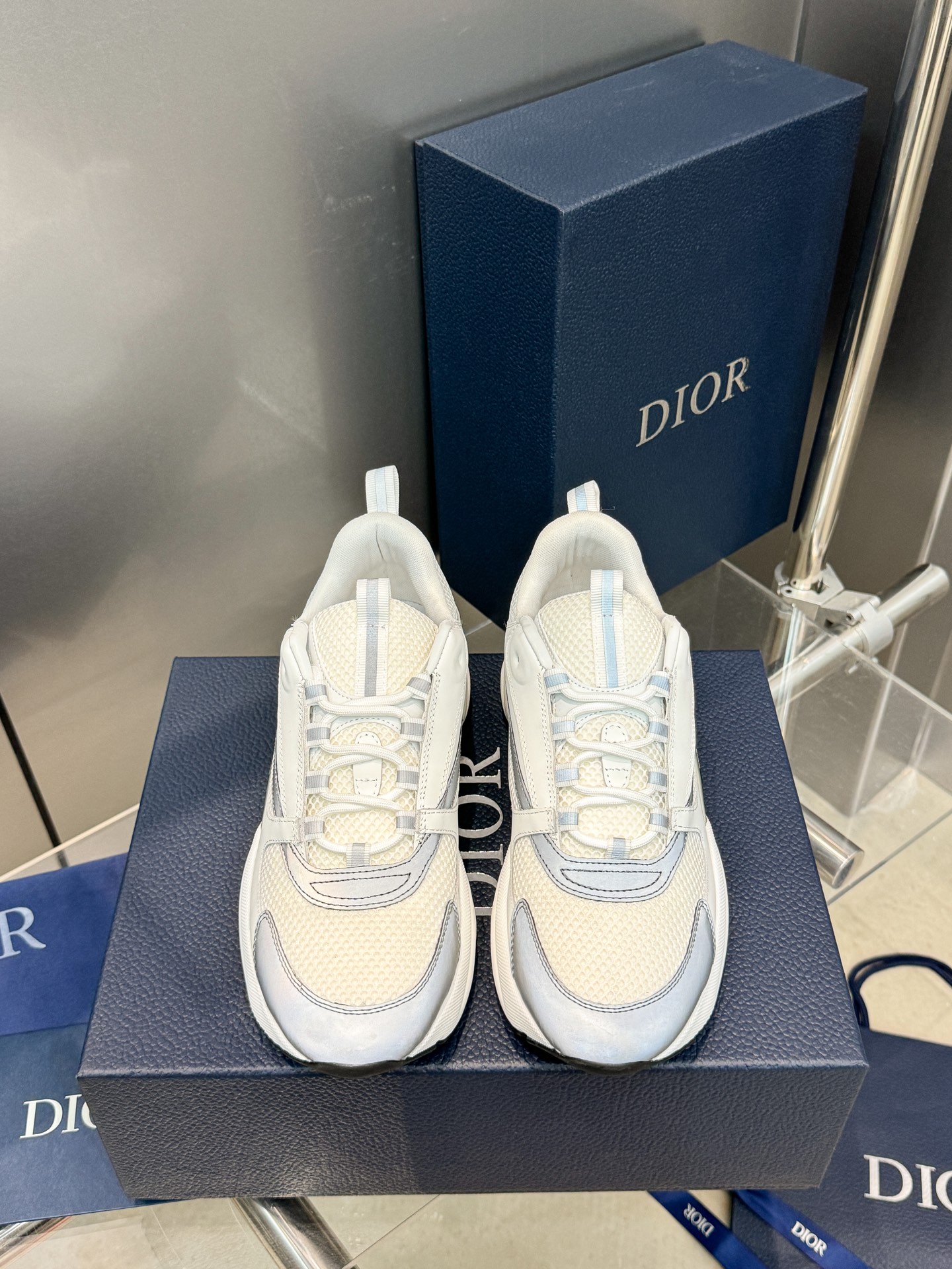 Dior B22 Sneakers - Technical Mesh and Calfskin Luxury Runners | Premium Retro Design 3SN231