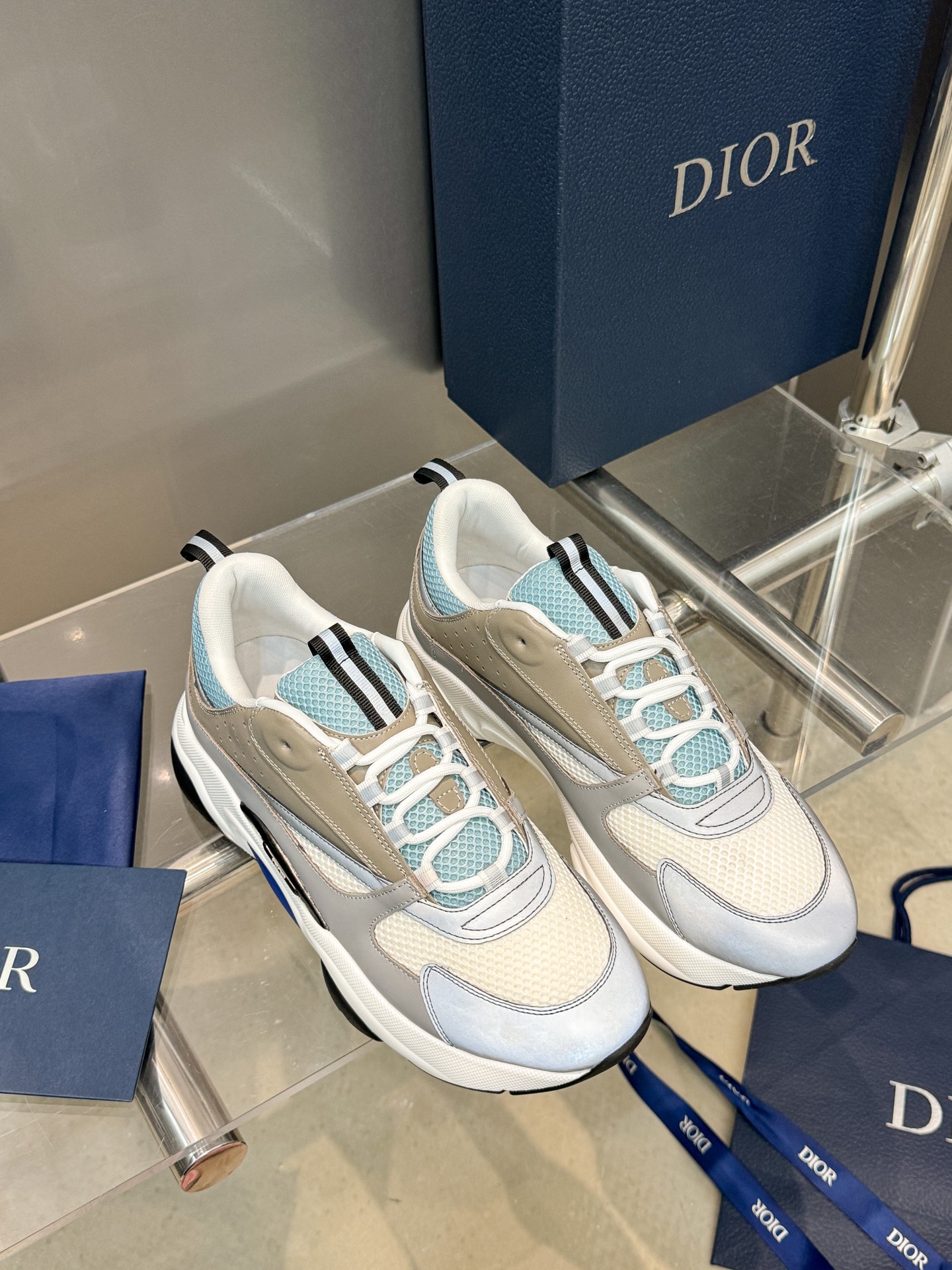 Dior B22 Sneakers - Technical Mesh and Calfskin Luxury Runners | Premium Retro Design 3SN231