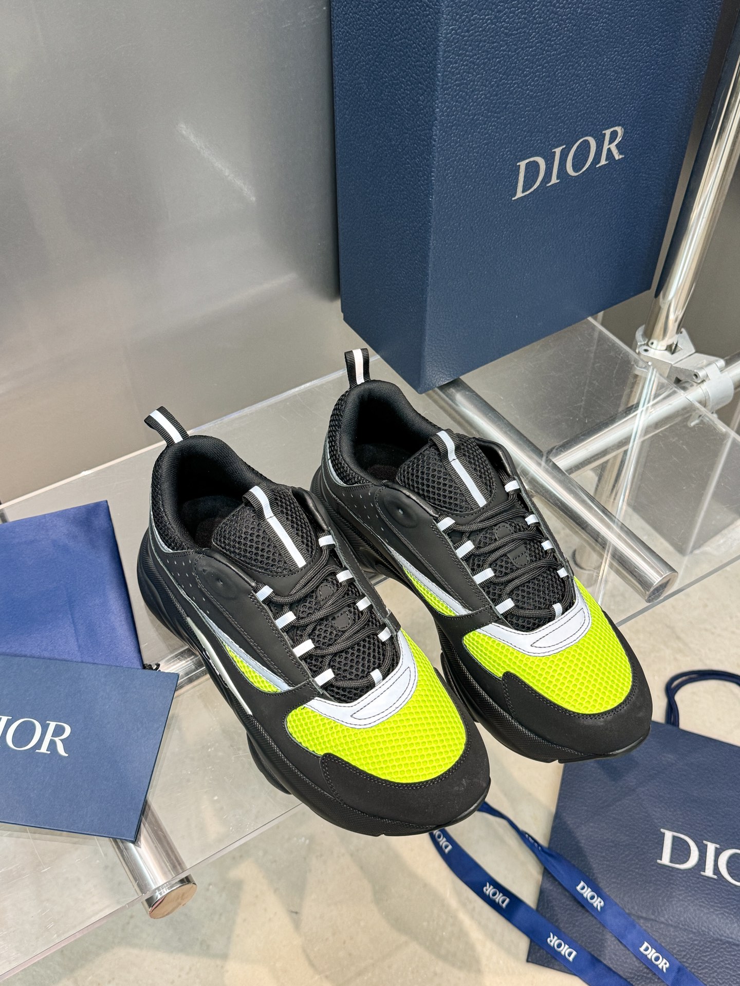 Dior B22 Sneakers - Technical Mesh and Calfskin Luxury Runners | Premium Retro Design 3SN231
