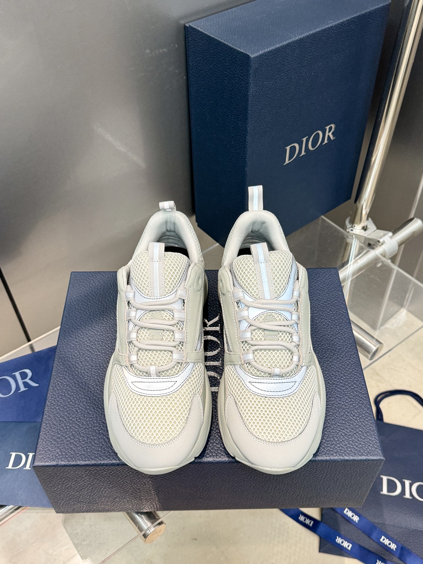 Dior B22 Sneakers - Technical Mesh and Calfskin Luxury Runners | Premium Retro Design 3SN231