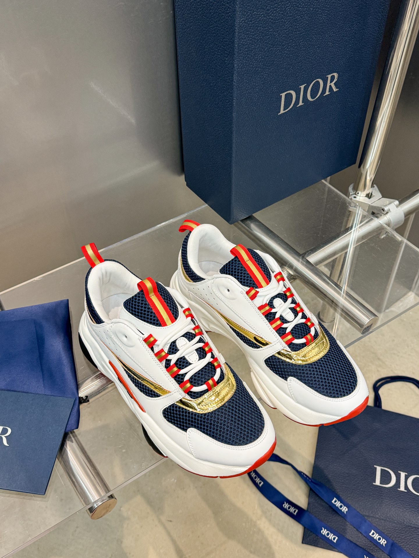 Dior B22 Sneakers - Technical Mesh and Calfskin Luxury Runners | Premium Retro Design 3SN231