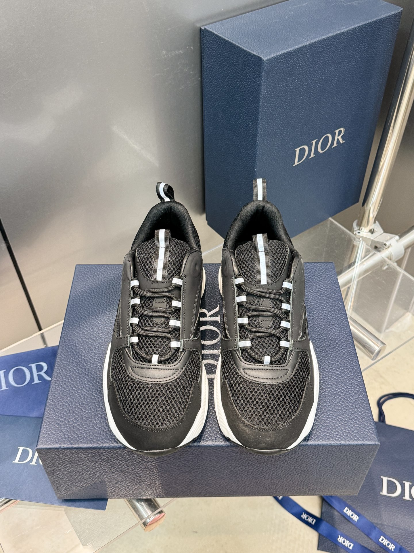 Dior B22 Sneakers - Technical Mesh and Calfskin Luxury Runners | Premium Retro Design 3SN231