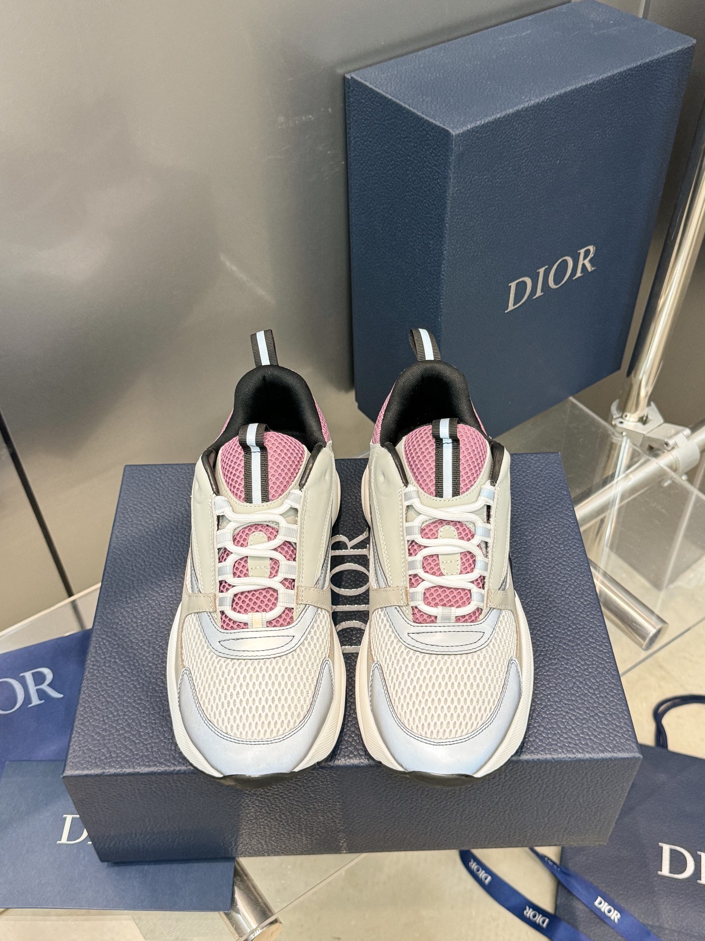 Dior B22 Sneakers - Technical Mesh and Calfskin Luxury Runners | Premium Retro Design 3SN231