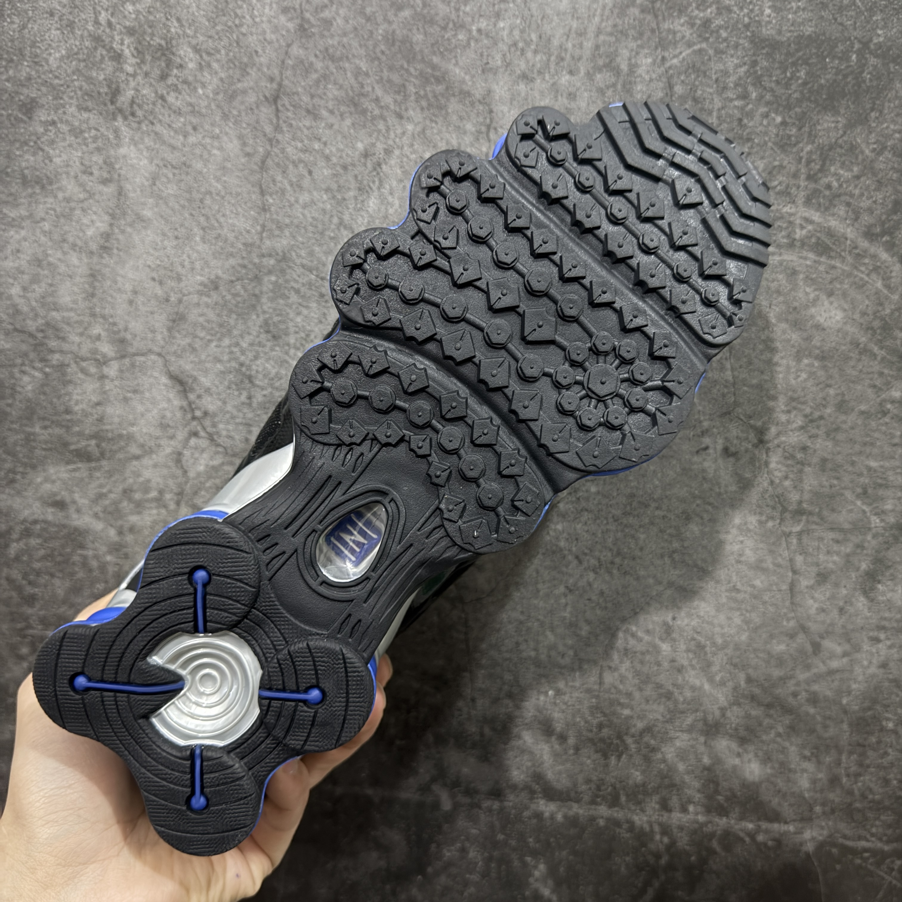 Nike Shox TL  全掌气柱缓震 休闲 运动跑鞋  男鞋 波鞋 黑蓝 CN0151-004