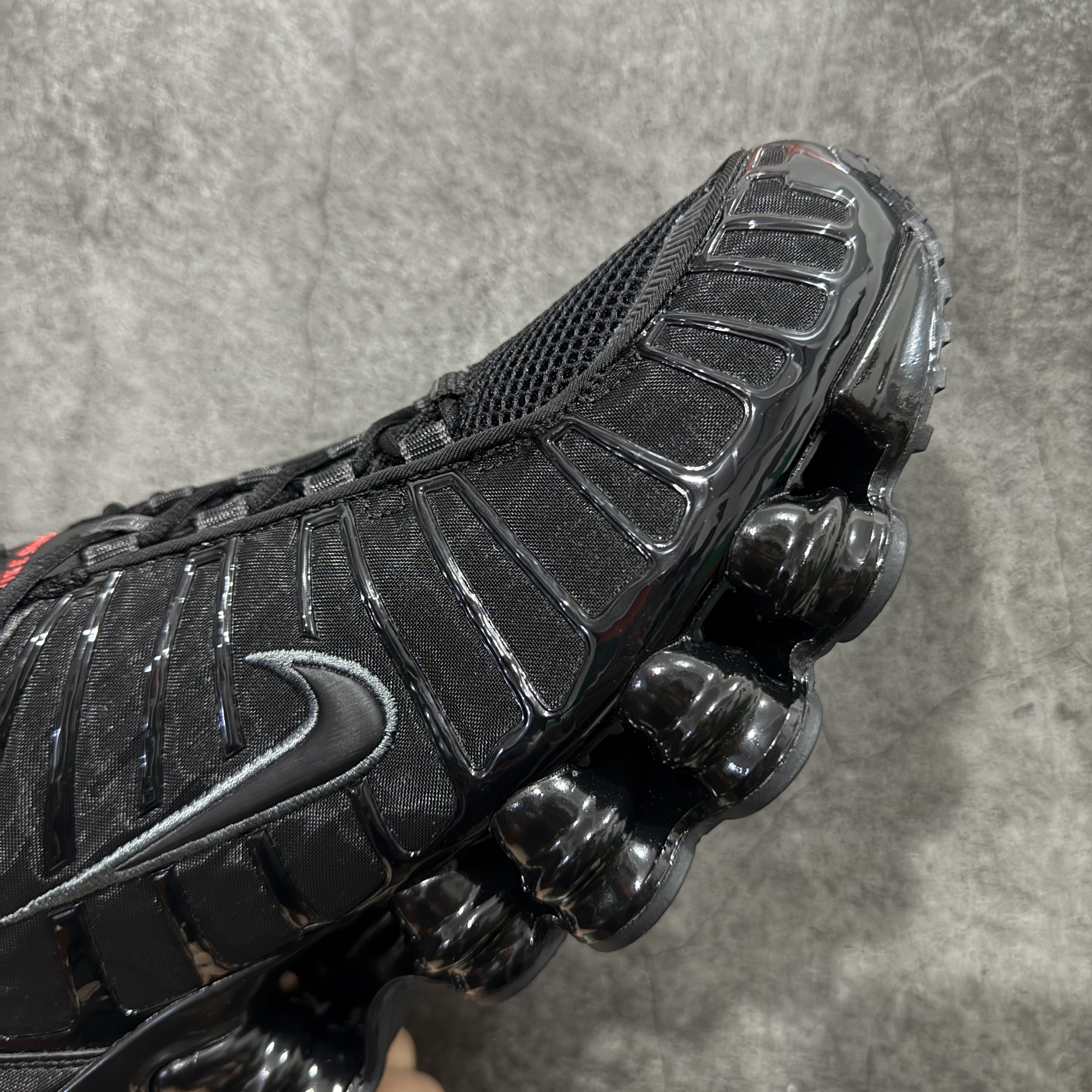 Nike Shox TL  全掌气柱缓震 休闲 运动跑鞋  男鞋 波鞋 黑红 AV3595-002