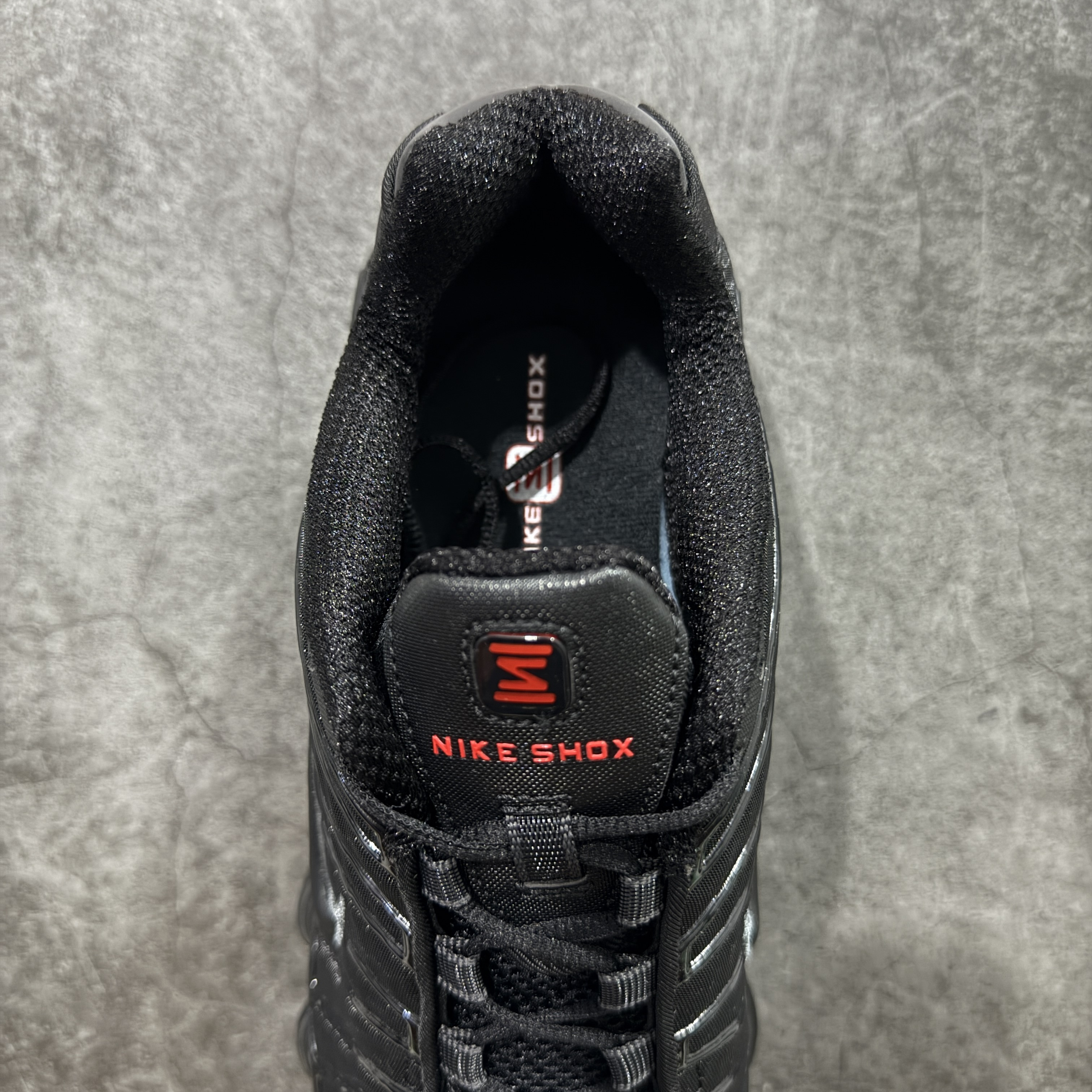 Nike Shox TL  全掌气柱缓震 休闲 运动跑鞋  男鞋 波鞋 黑红 AV3595-002