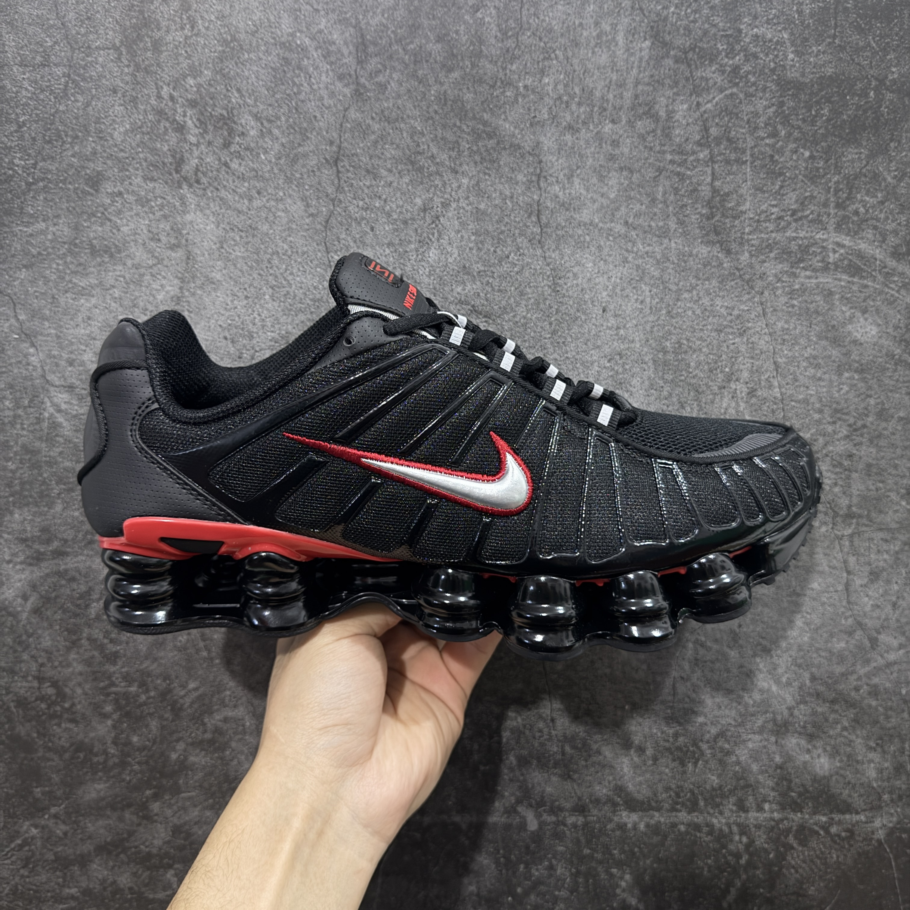 Nike Shox TL  全掌气柱缓震 休闲 运动跑鞋  男鞋 波鞋 黑红色 CN0151-003