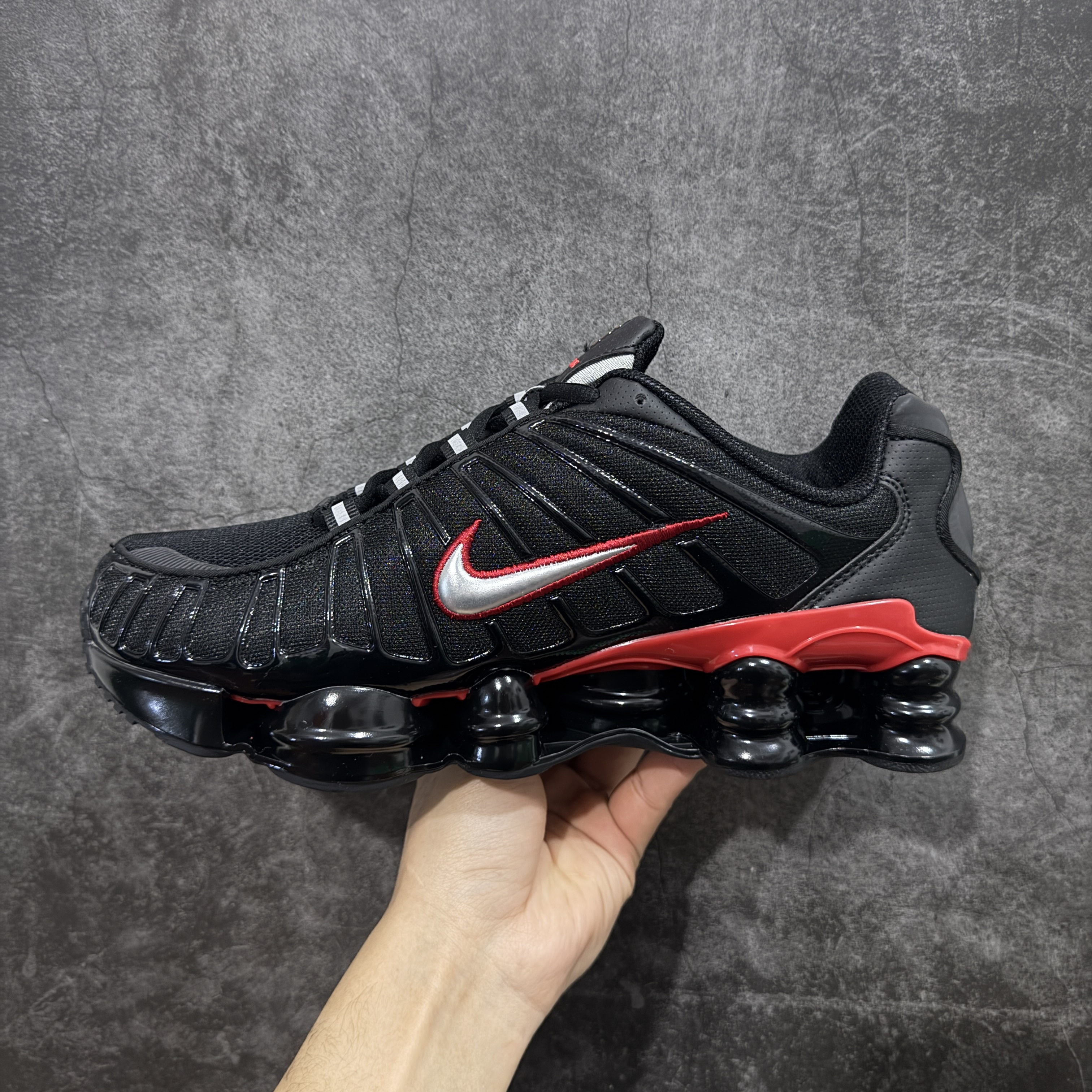 Nike Shox TL  全掌气柱缓震 休闲 运动跑鞋  男鞋 波鞋 黑红色 CN0151-003