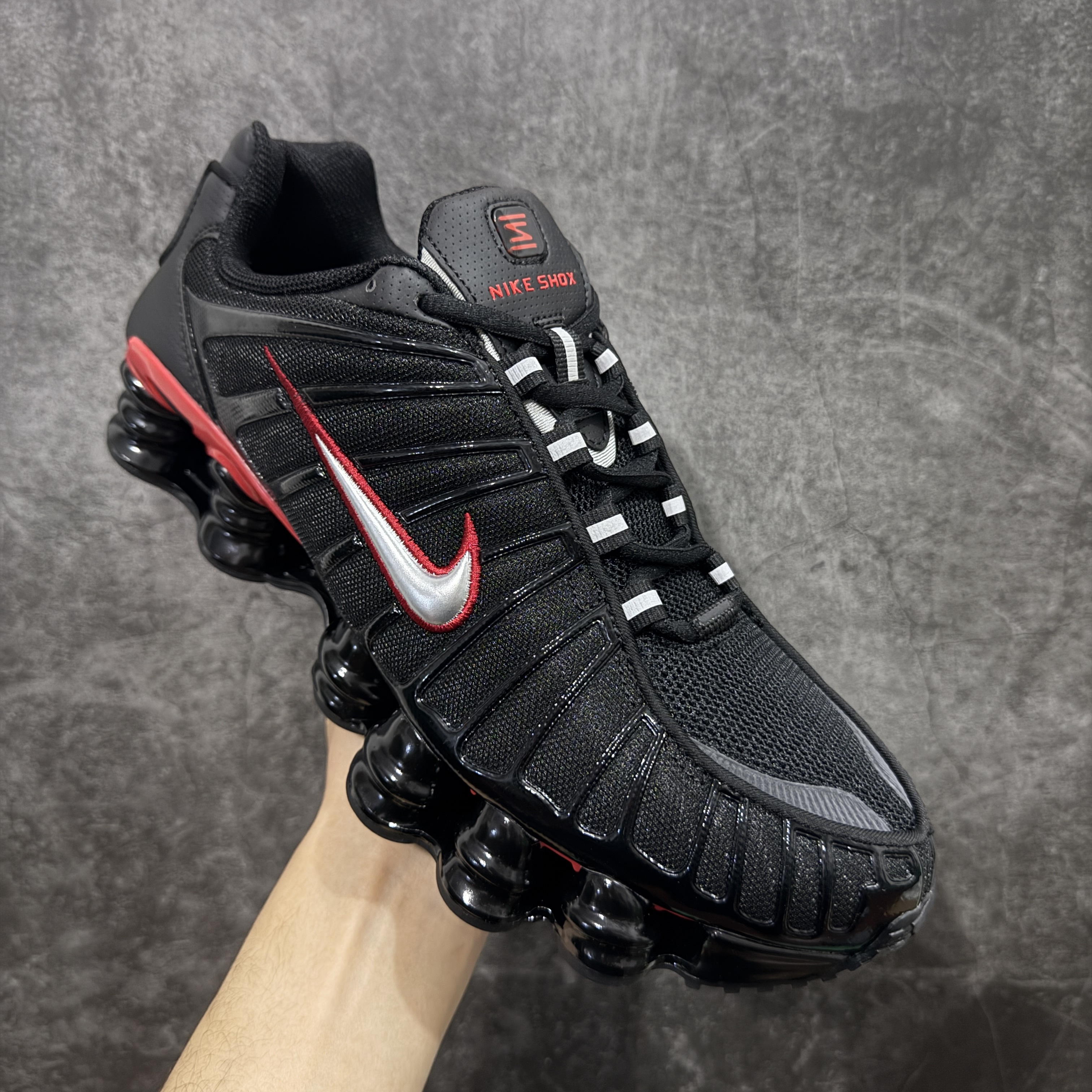 Nike Shox TL  全掌气柱缓震 休闲 运动跑鞋  男鞋 波鞋 黑红色 CN0151-003
