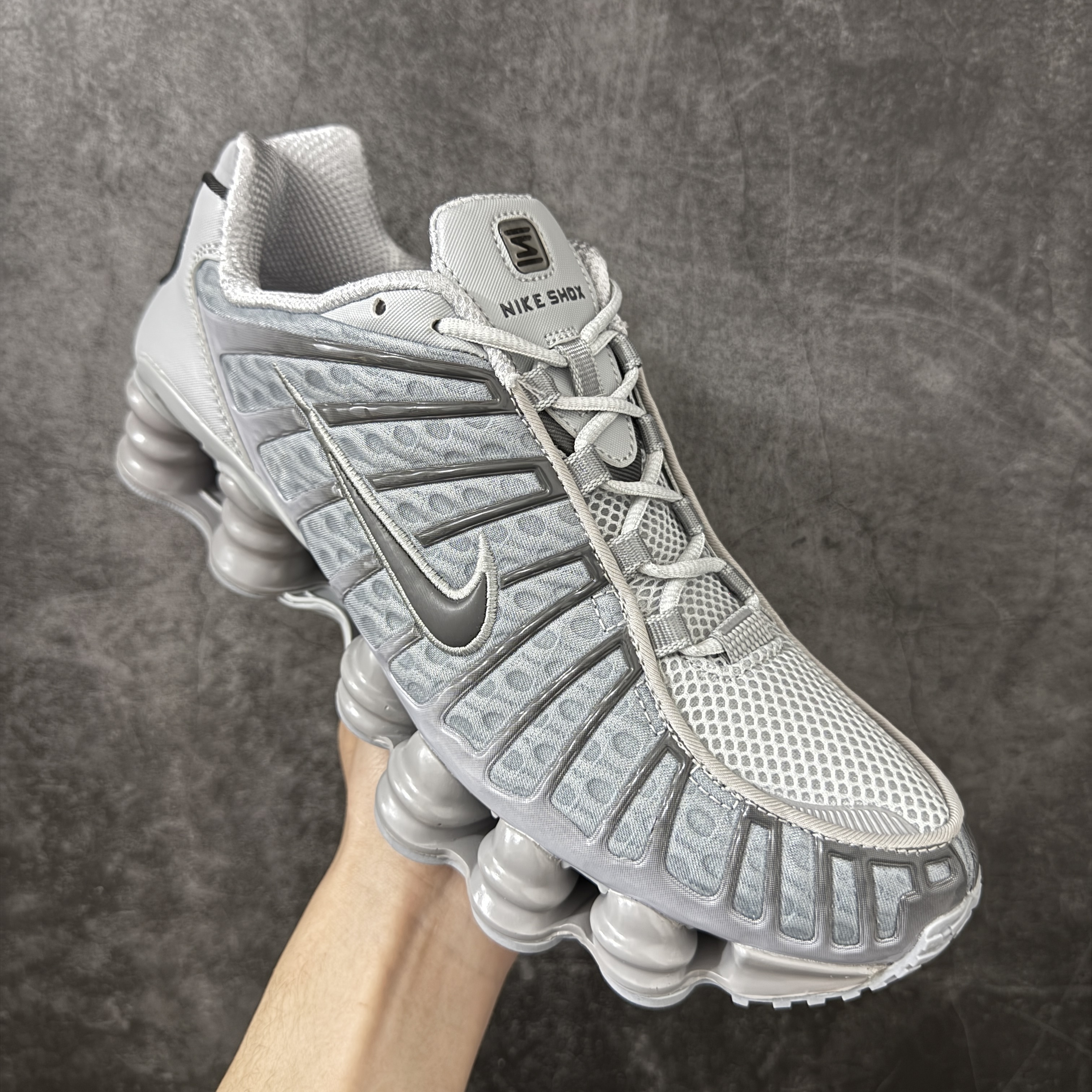 Nike Shox TL  全掌气柱缓震 休闲 运动跑鞋  男鞋 波鞋 灰色AV3595-015 