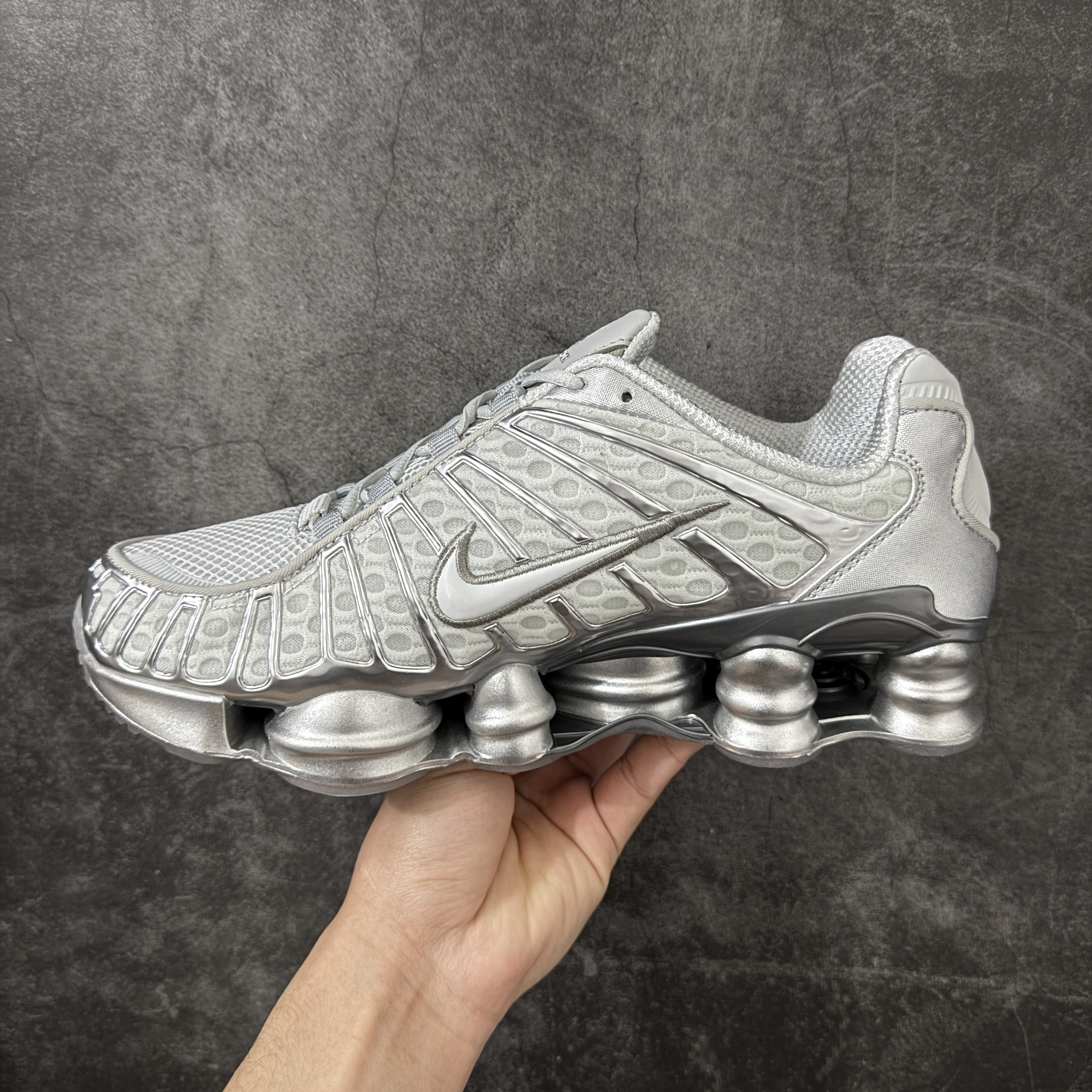 Nike Shox TL  全掌气柱缓震 休闲 运动跑鞋  男鞋 波鞋 灰银色AR3566-003|