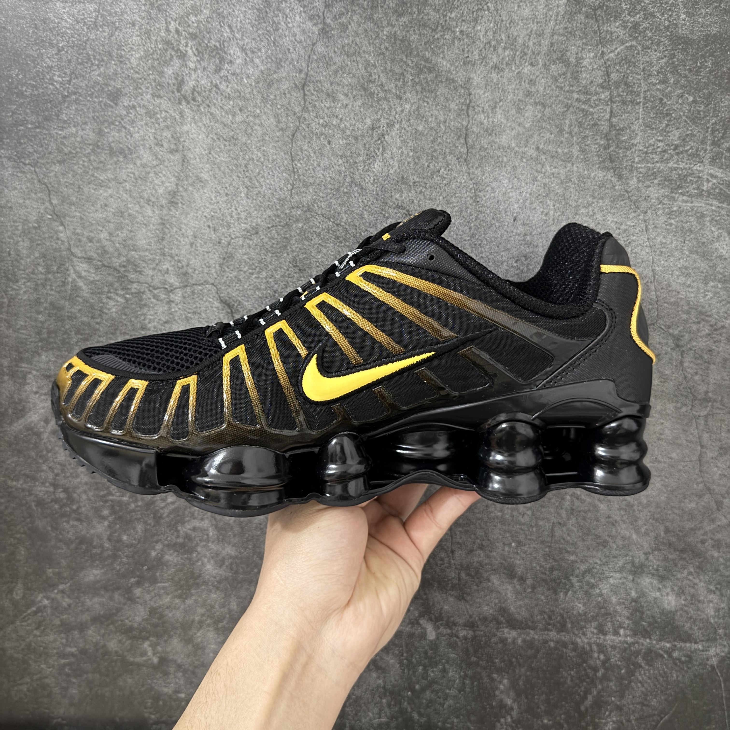 Nike Shox TL  全掌气柱缓震 休闲 运动跑鞋  男鞋 波鞋 黑金 AV3595-013
