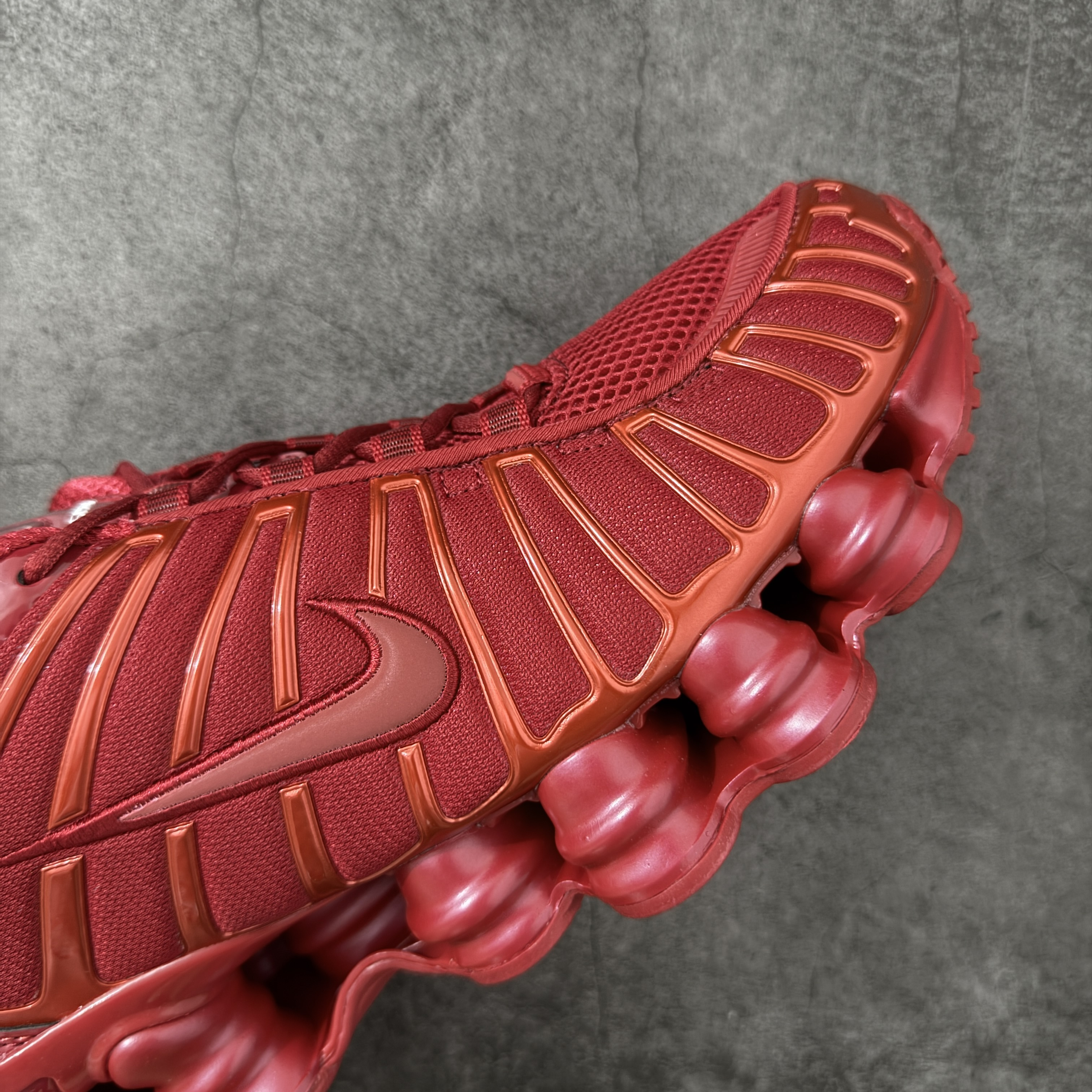 Nike Shox TL  全掌气柱缓震 休闲 运动跑鞋  男鞋 波鞋 鲜红 AR3566-602