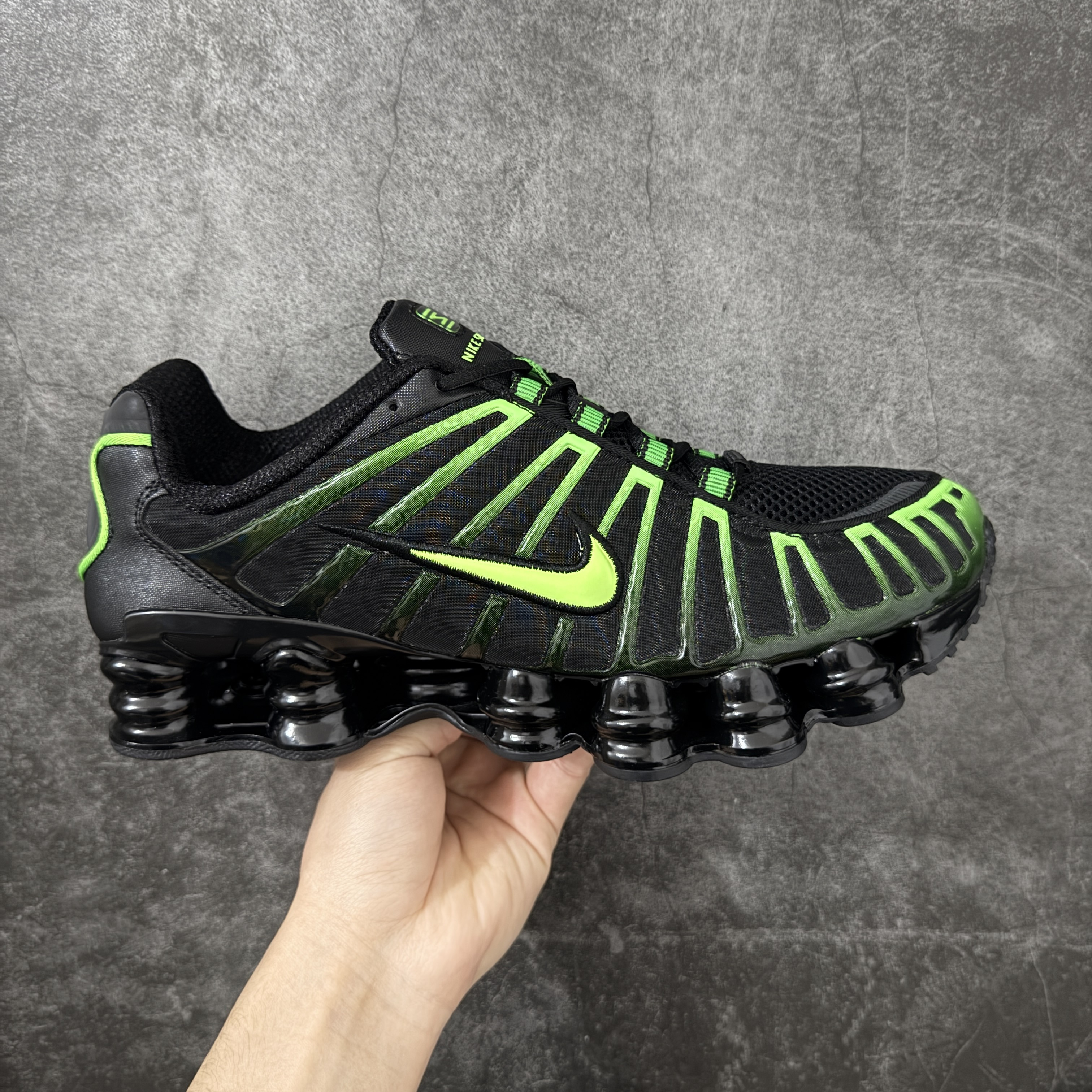 Nike Shox TL  全掌气柱缓震 休闲 运动跑鞋  男鞋 波鞋 黑绿 AV3595-012