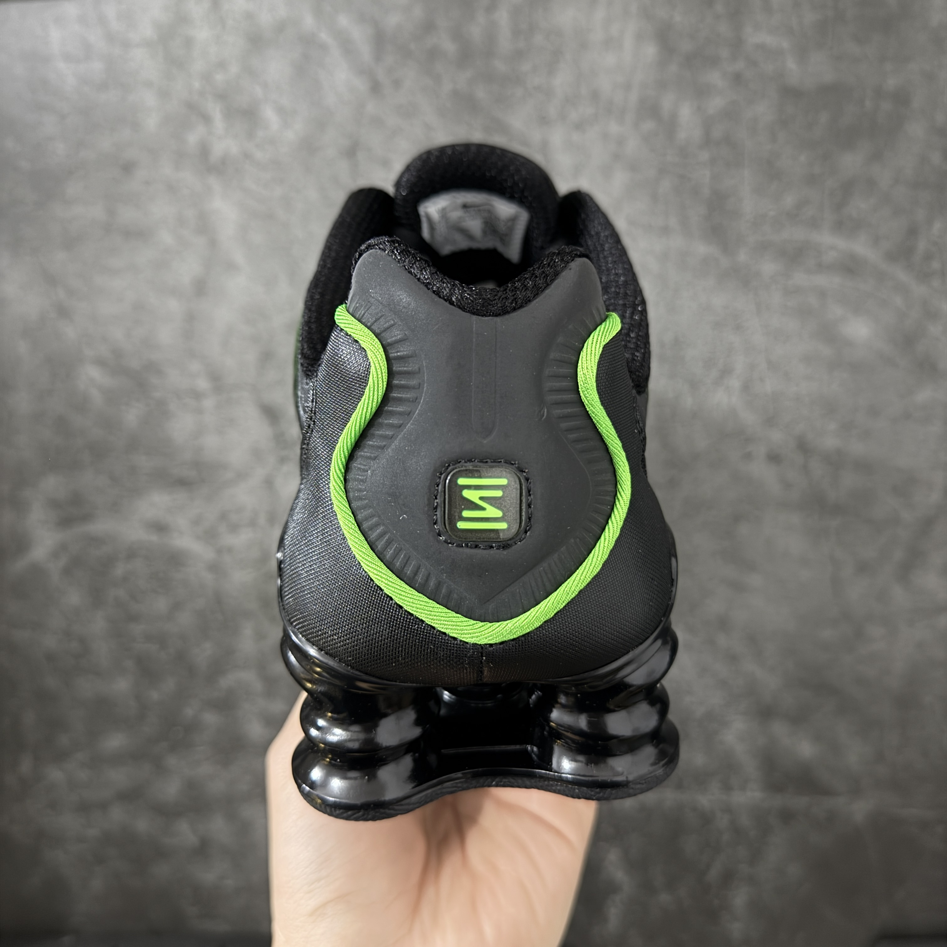 Nike Shox TL  全掌气柱缓震 休闲 运动跑鞋  男鞋 波鞋 黑绿 AV3595-012