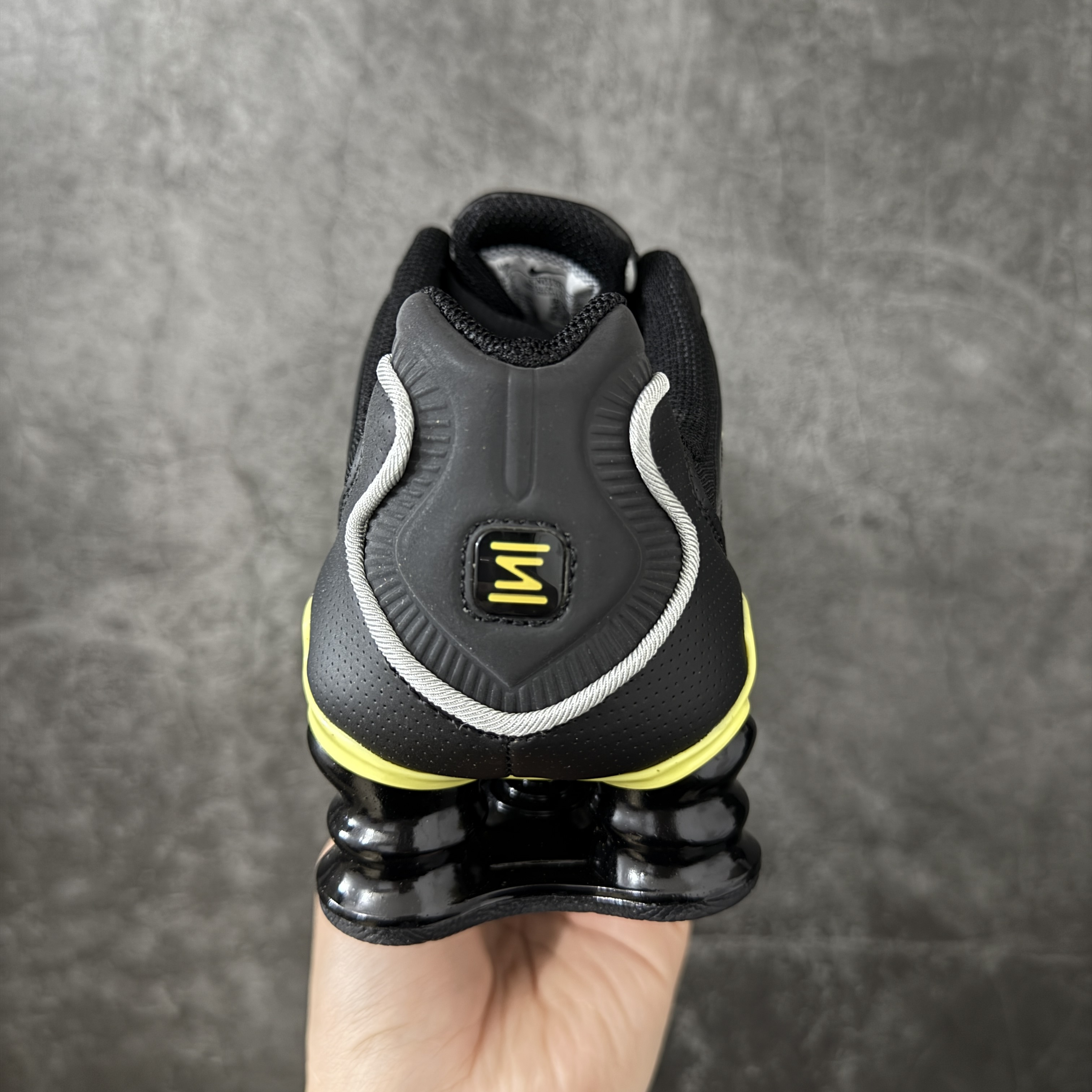 Nike Shox TL  全掌气柱缓震 休闲 运动跑鞋  男鞋 波鞋 黑黄银 CN0151-002