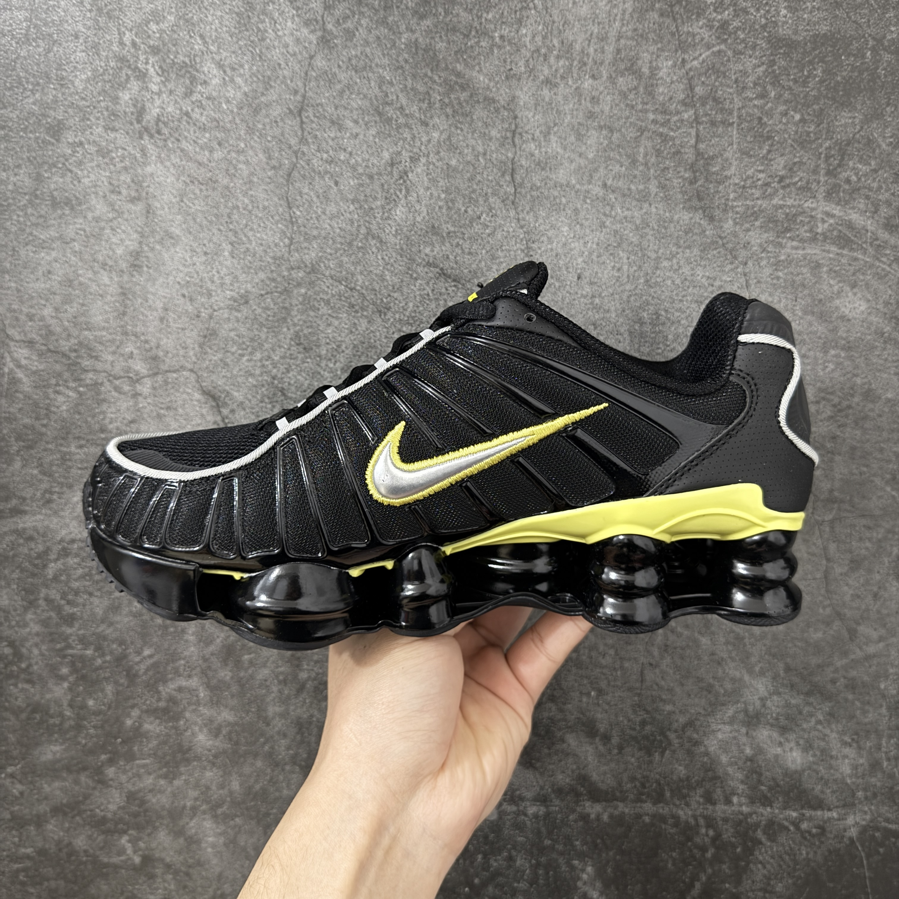 Nike Shox TL  全掌气柱缓震 休闲 运动跑鞋  男鞋 波鞋 黑黄银 CN0151-002