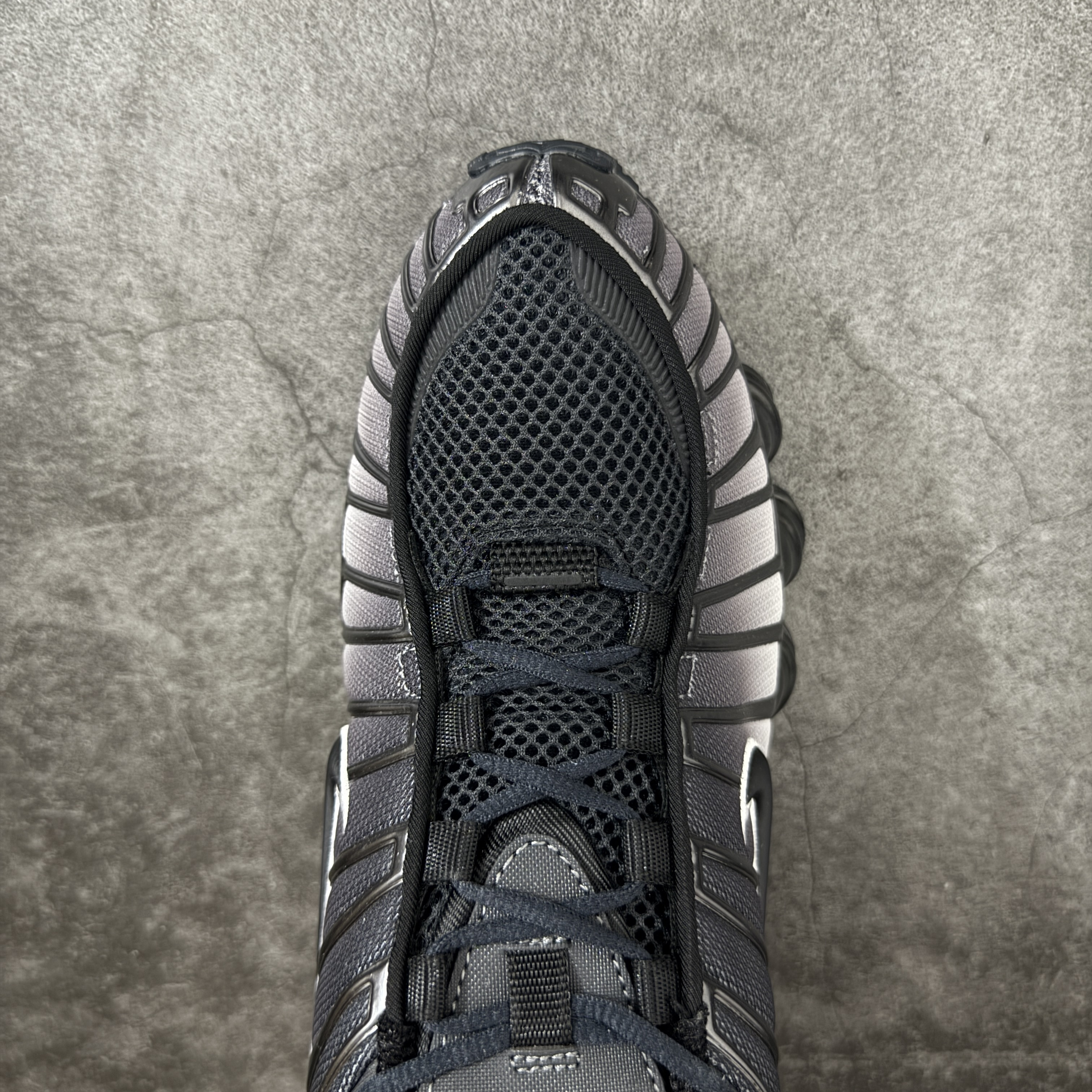 Nike Shox TL  全掌气柱缓震 休闲 运动跑鞋  男鞋 波鞋 白灰 H1336-002