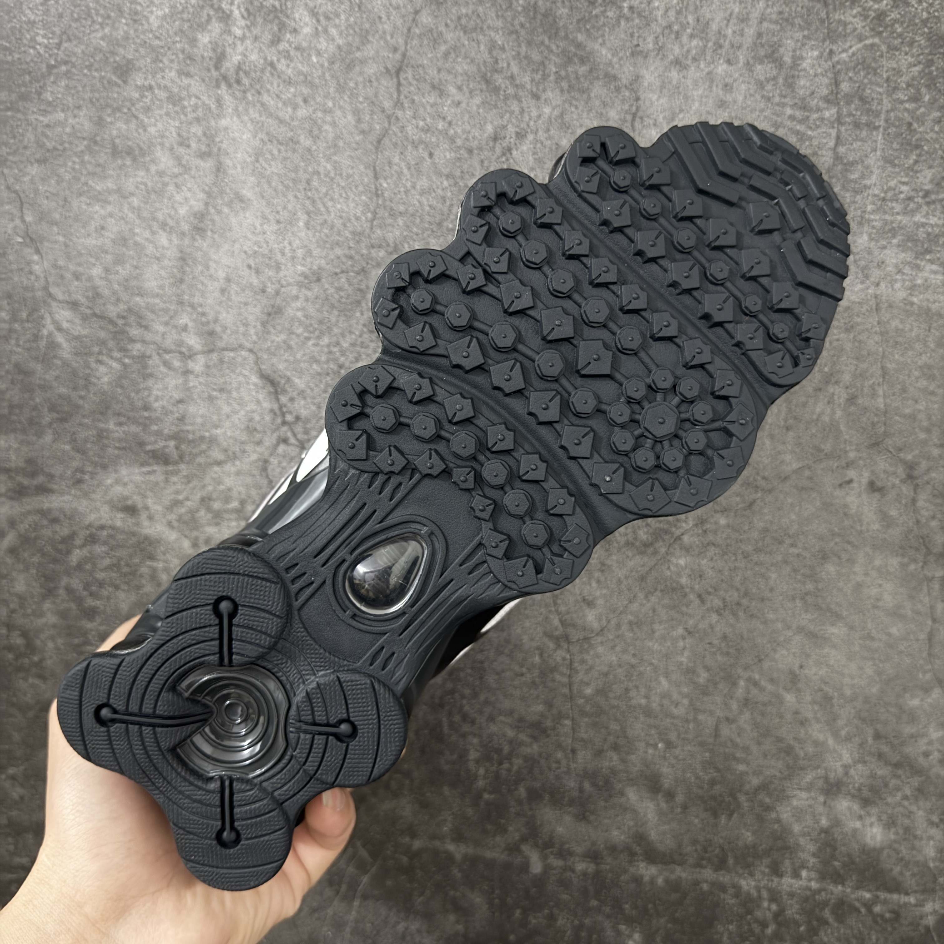 Nike Shox TL  全掌气柱缓震 休闲 运动跑鞋  男鞋 波鞋 白灰 H1336-002