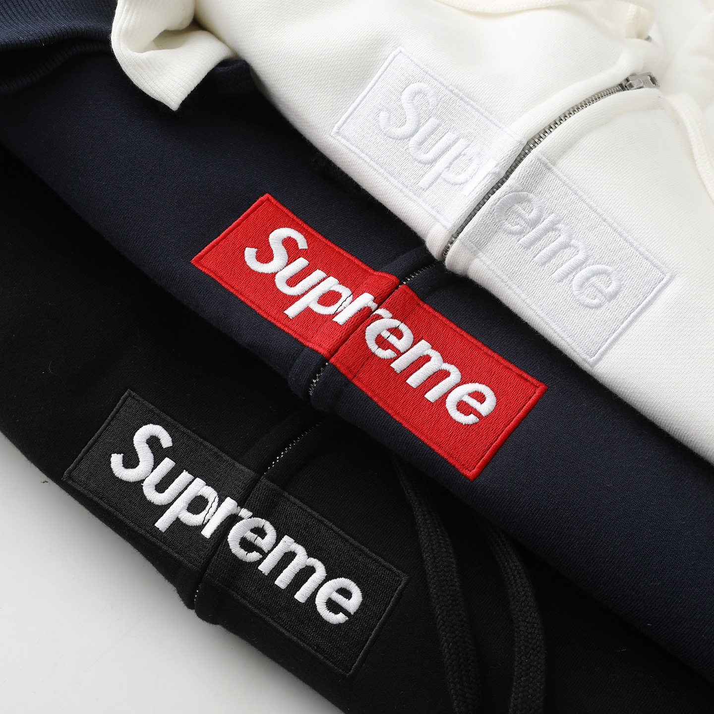 Supreme MM6 刺绣标志 logo 拉链 连帽 加绒 卫衣 男女同款 泼墨 黑色 