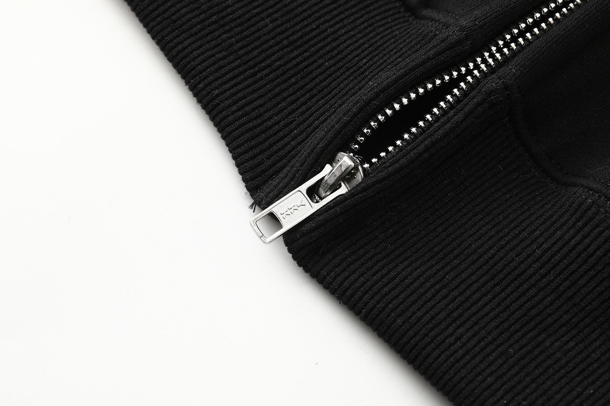 Supreme MM6 刺绣标志 logo 拉链 连帽 加绒 卫衣 男女同款 泼墨 黑色 