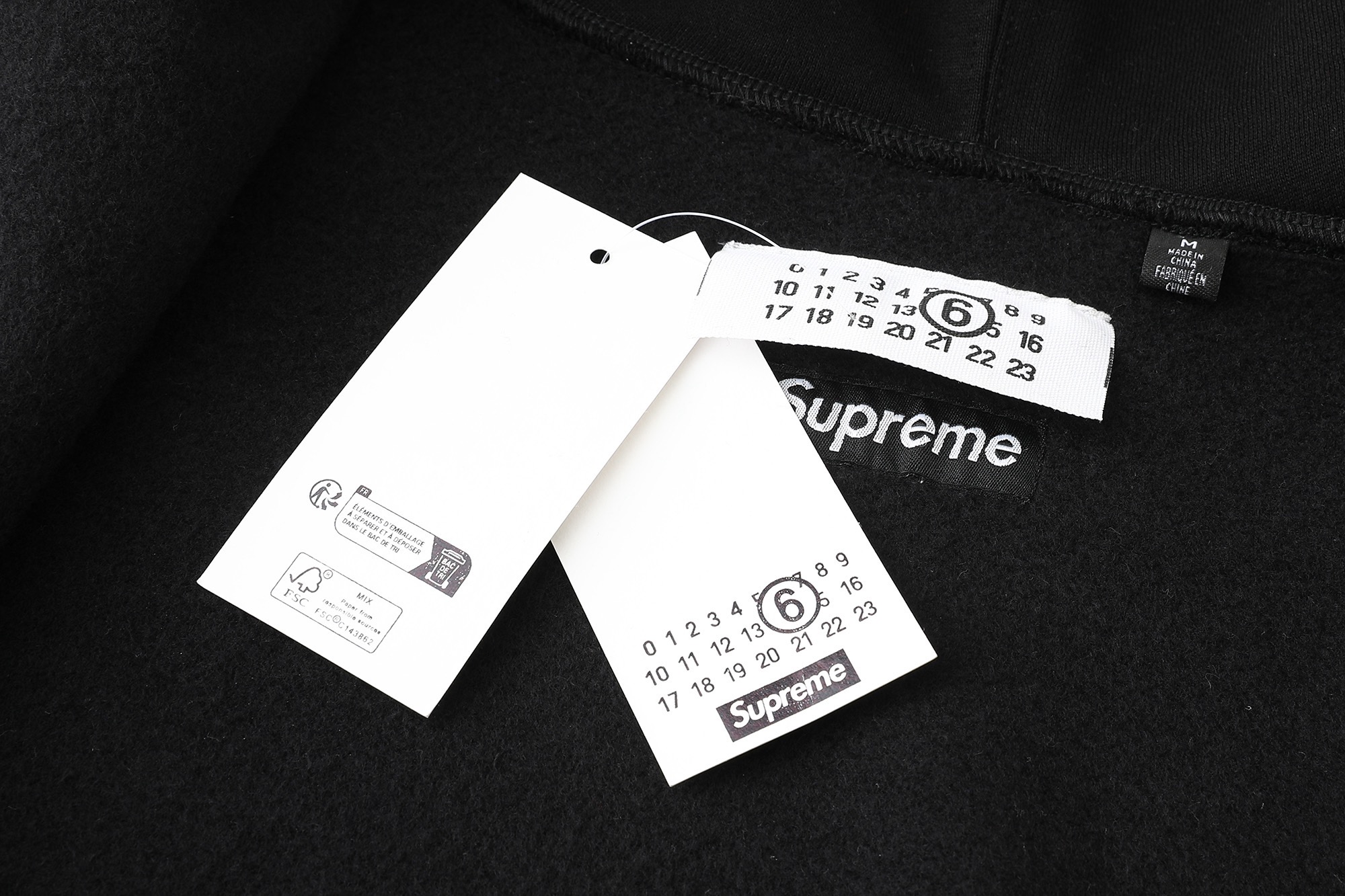 Supreme MM6 刺绣标志 logo 拉链 连帽 加绒 卫衣 男女同款 泼墨 黑色 
