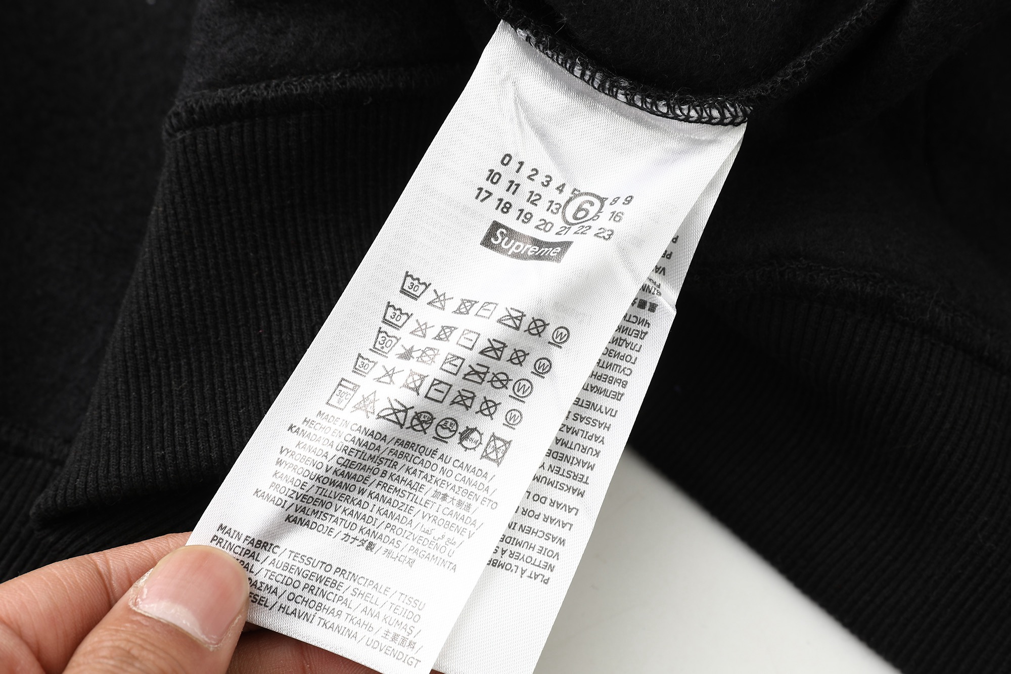 Supreme MM6 刺绣标志 logo 拉链 连帽 加绒 卫衣 男女同款 泼墨 黑色 