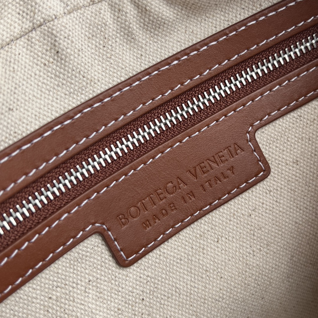 BV Bottega Veneta Woven Design Crossbody Camera Bag for Men 白色相机H0 755923