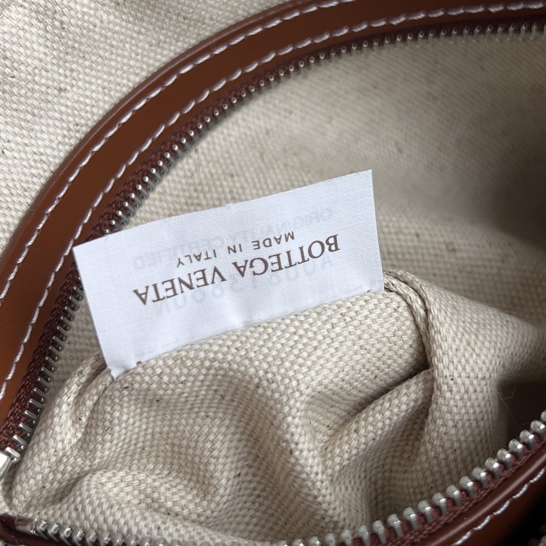 BV Bottega Veneta Woven Design Crossbody Camera Bag for Men 白色相机H0 755923