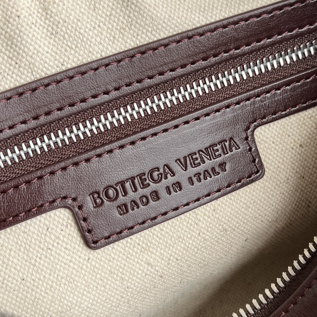 BV Bottega Veneta Woven Design Crossbody Camera Bag for Men 红色 相机H0 755923