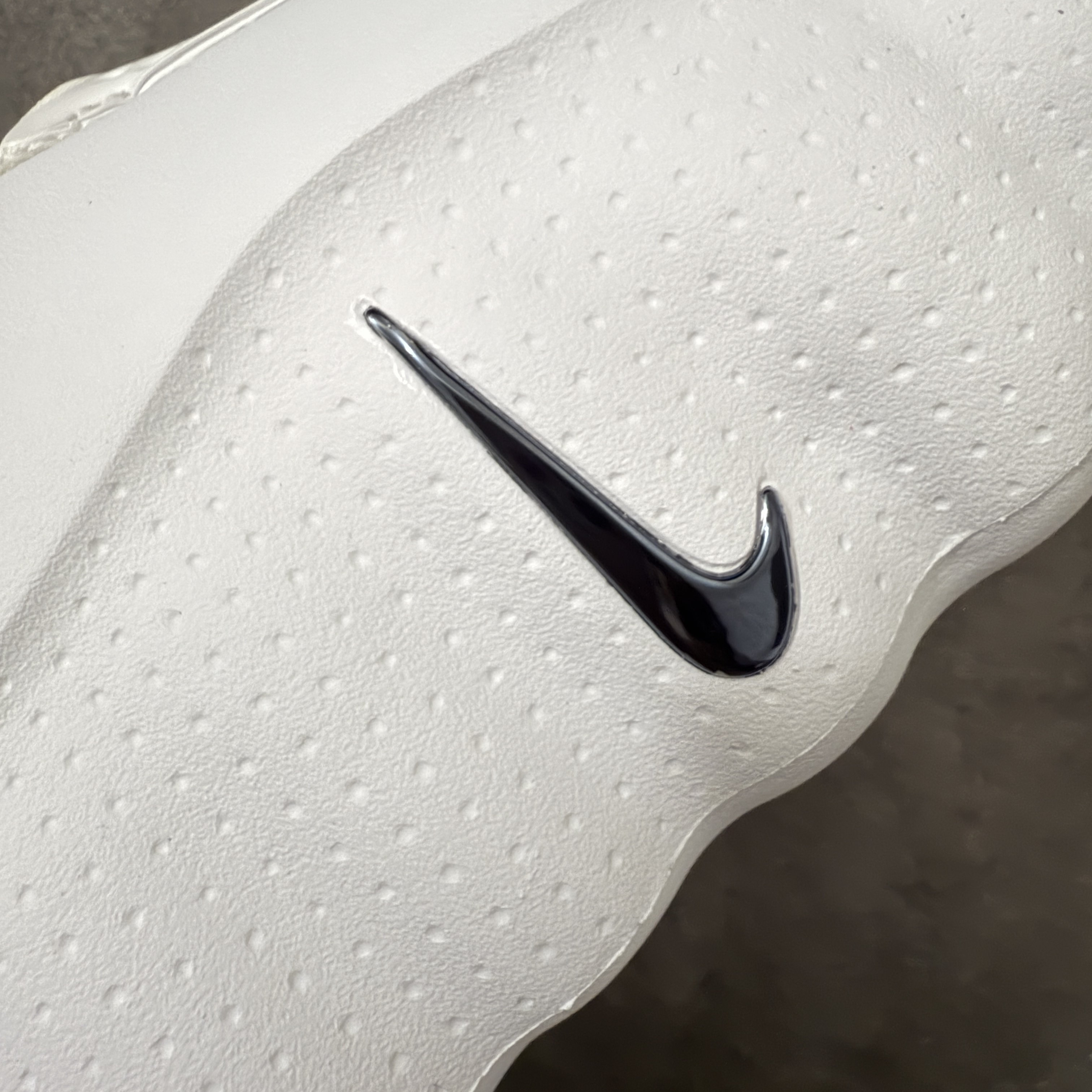 Nike Mind 001 按摩鞋 舒适柔软 包头 拖鞋男女同款 盐白 HQ4307-101