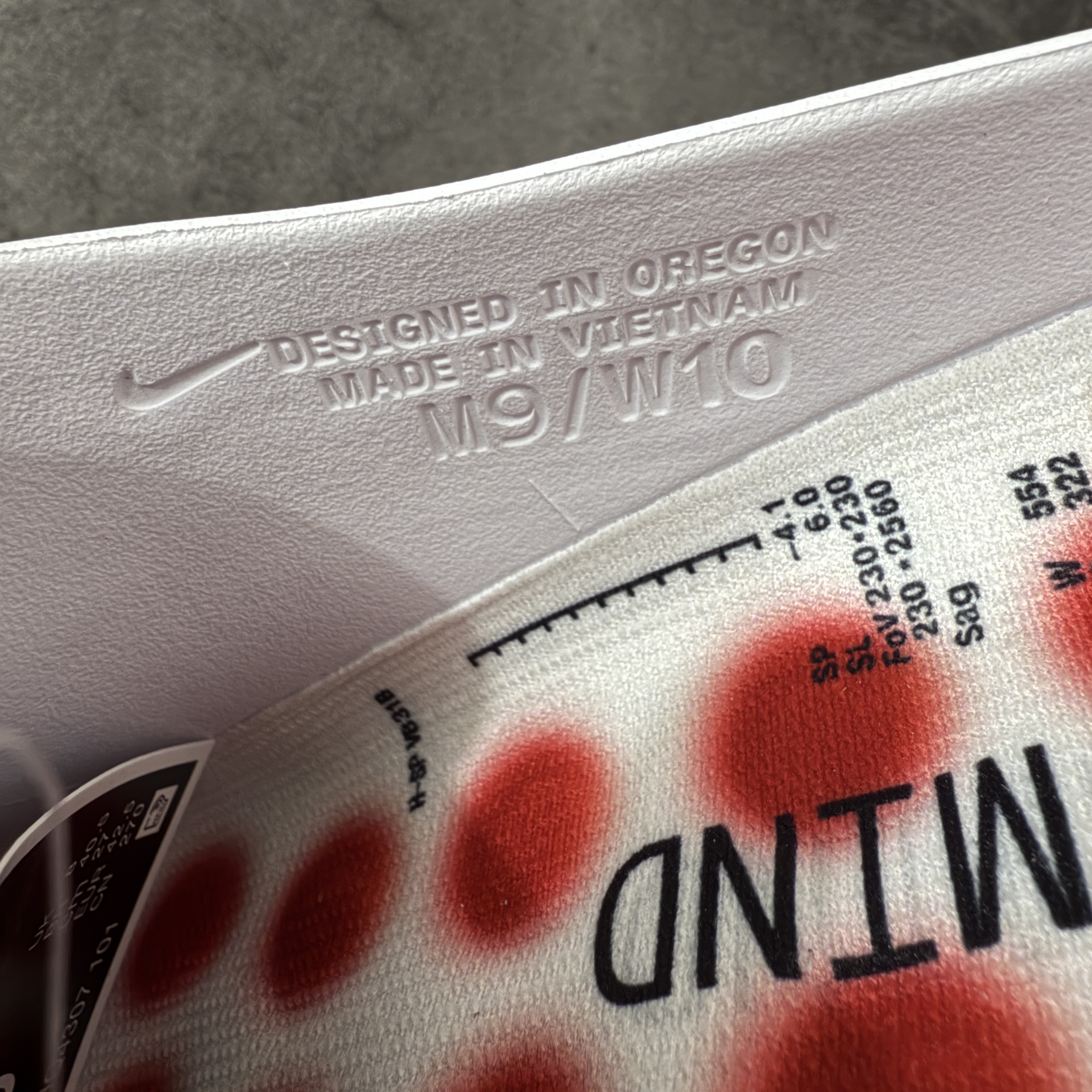 Nike Mind 001 按摩鞋 舒适柔软 包头 拖鞋男女同款 盐白 HQ4307-101