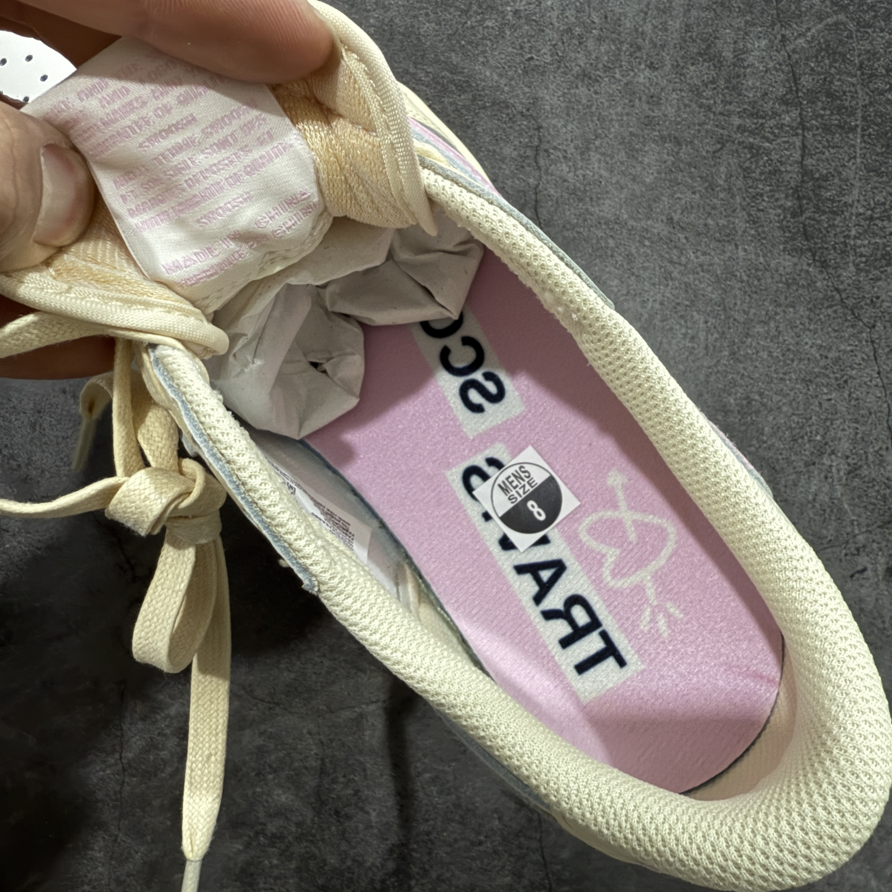 天花板 Travis Scott x Air Jordan 1 Low   AJ1 倒钩 低筒 倒钩 板鞋 篮球鞋 波鞋 男女同款   粉黄 