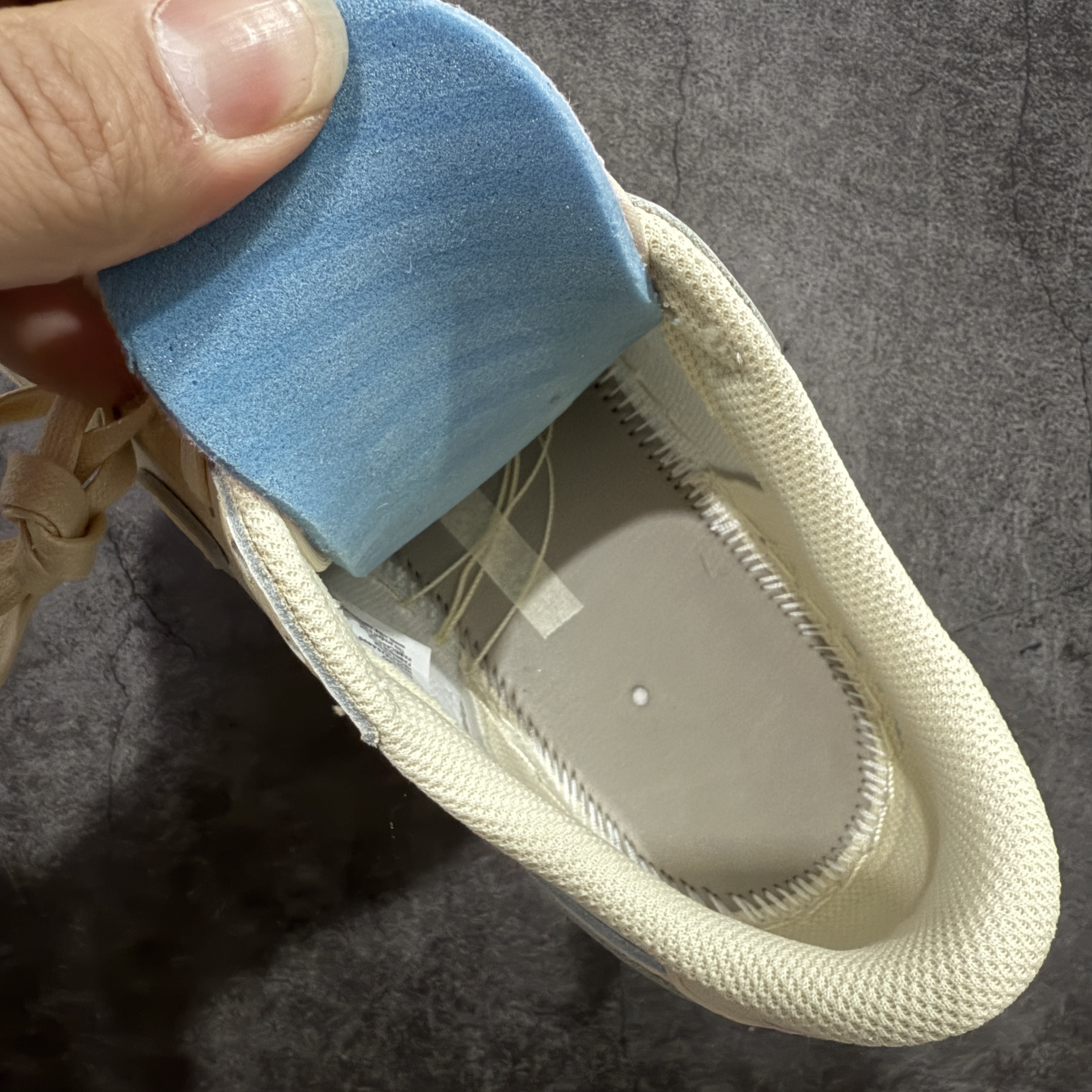 天花板 Travis Scott x Air Jordan 1 Low   AJ1 倒钩 低筒 倒钩 板鞋 篮球鞋 波鞋 男女同款   粉黄 