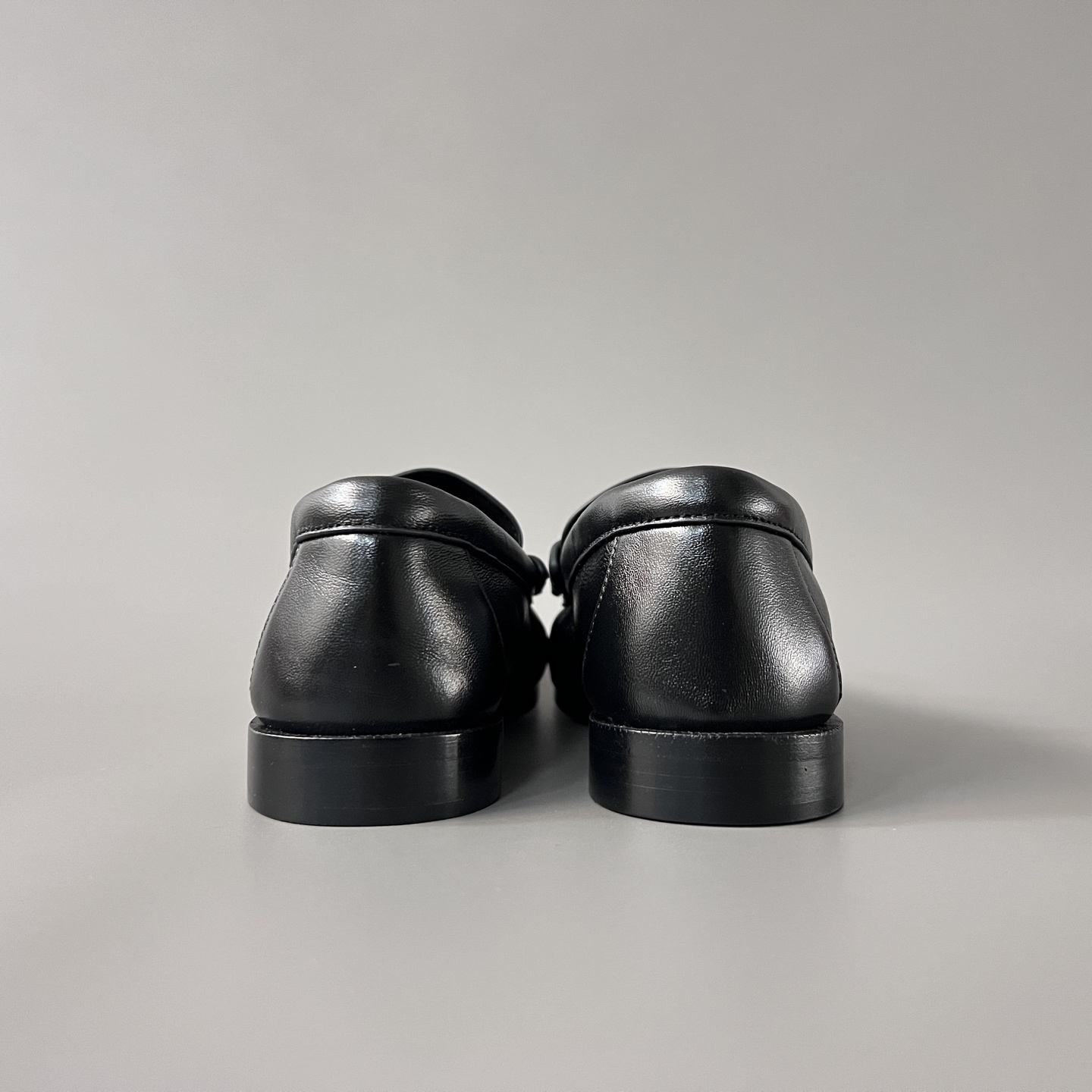 SAINT LAURENT Penny — Genuine Leather, Laceless, 1:1 Replica Loafers  Women's Shoes