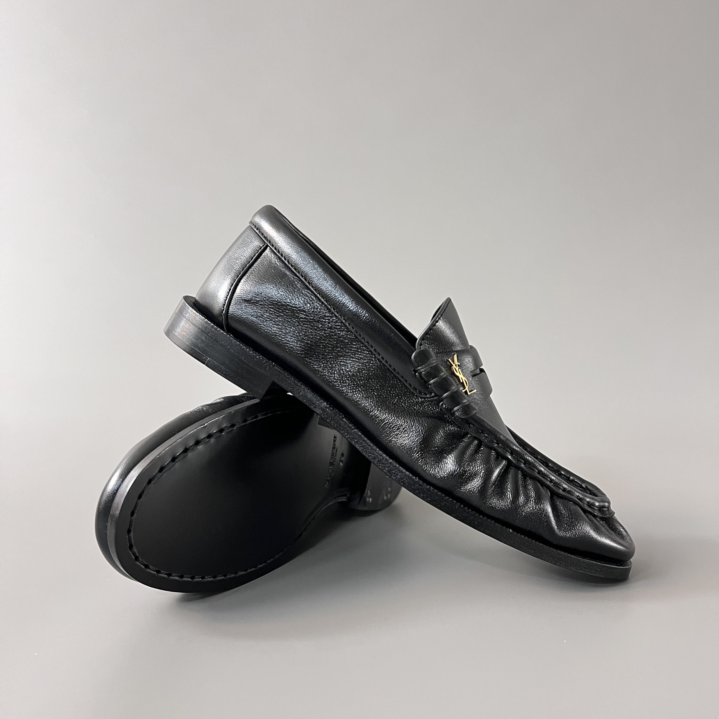 SAINT LAURENT Penny — Genuine Leather, Laceless, 1:1 Replica Loafers  Women's Shoes