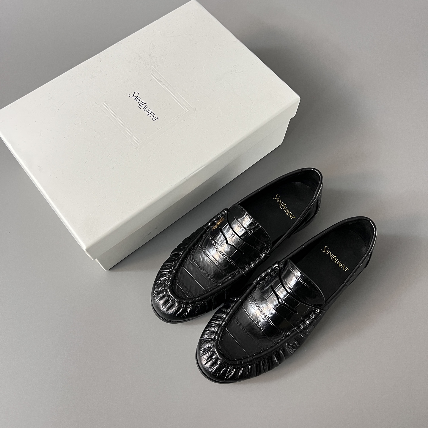 SAINT LAURENT Penny — Genuine Leather, Laceless, 1:1 Replica Loafers  Women's Shoes